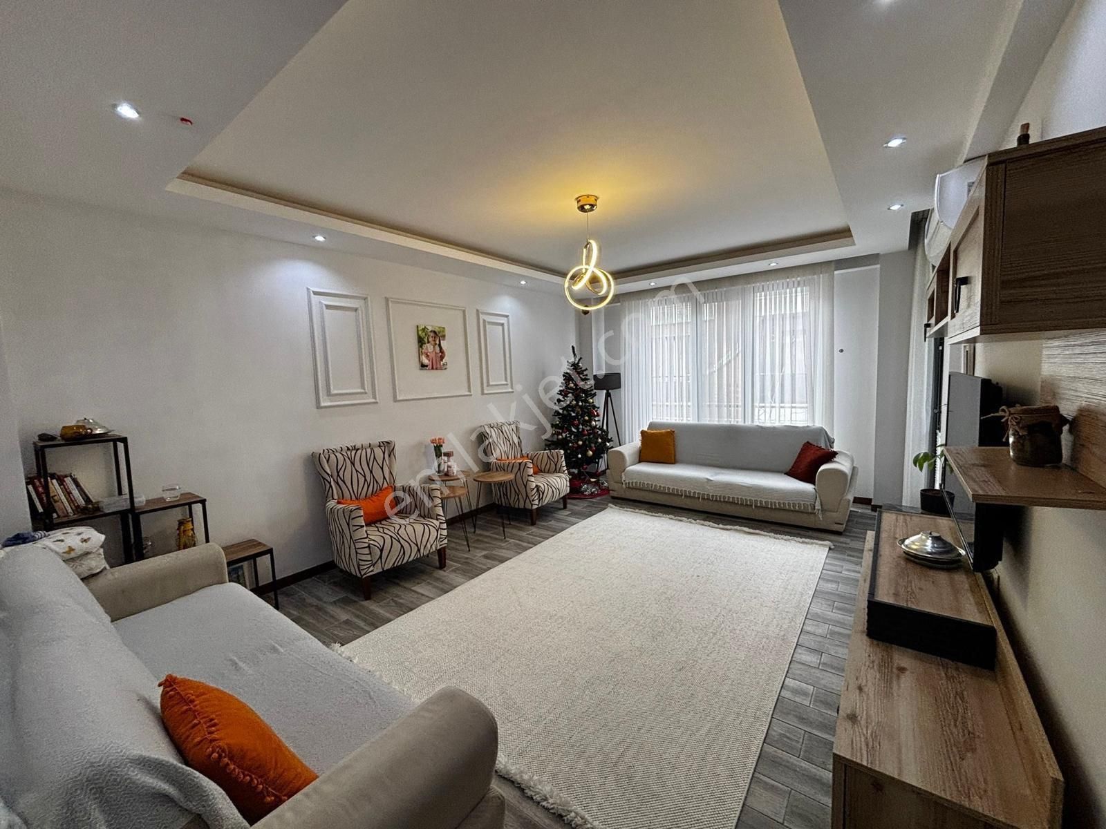 Denipol Hastane Mevkiinde 3+1 140 M2 3 Yıllık Satılık Fırsat Daire - Görsel 3