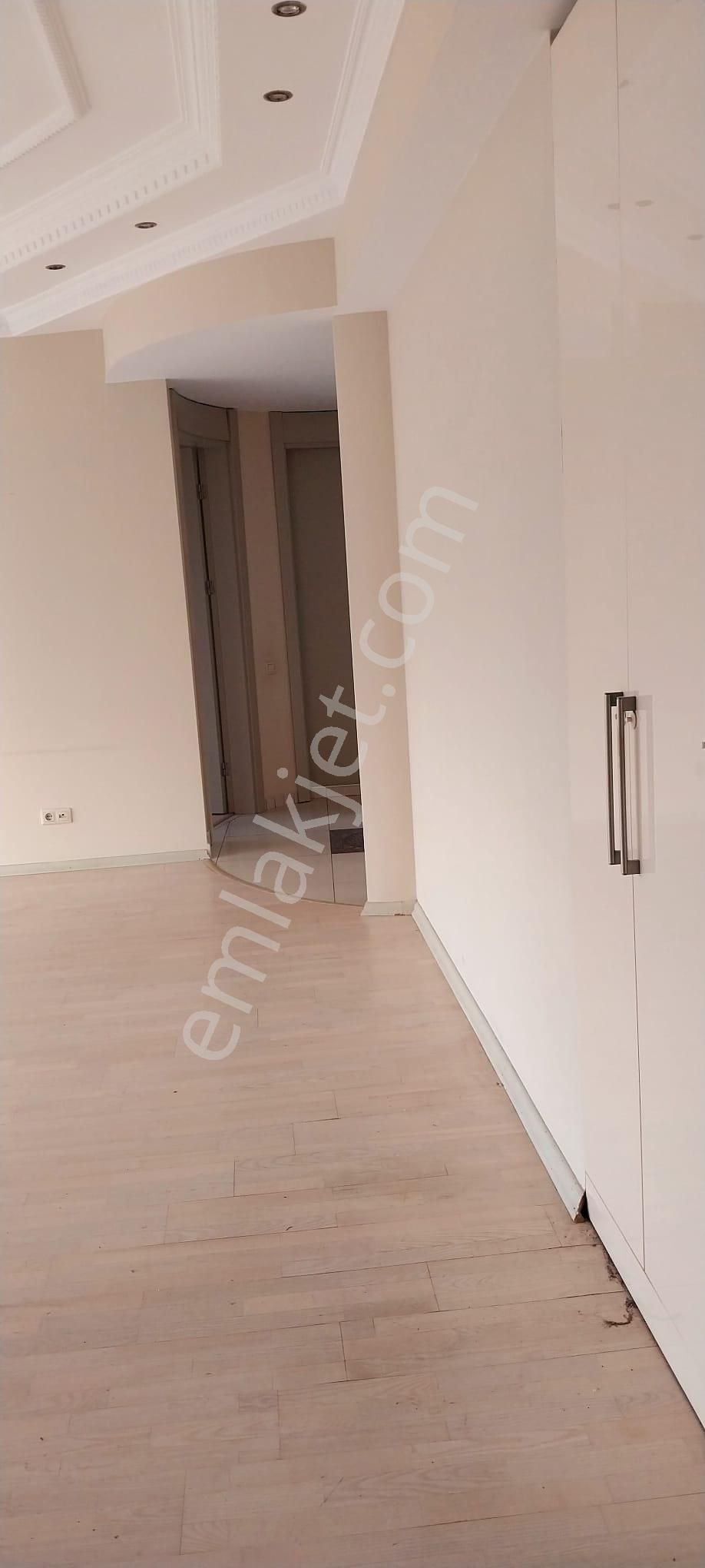 Acıbadem Akasya Evleri Yatayda Kiralık 3+1 Mobilyalı Veya Mobilyasız - Görsel 23