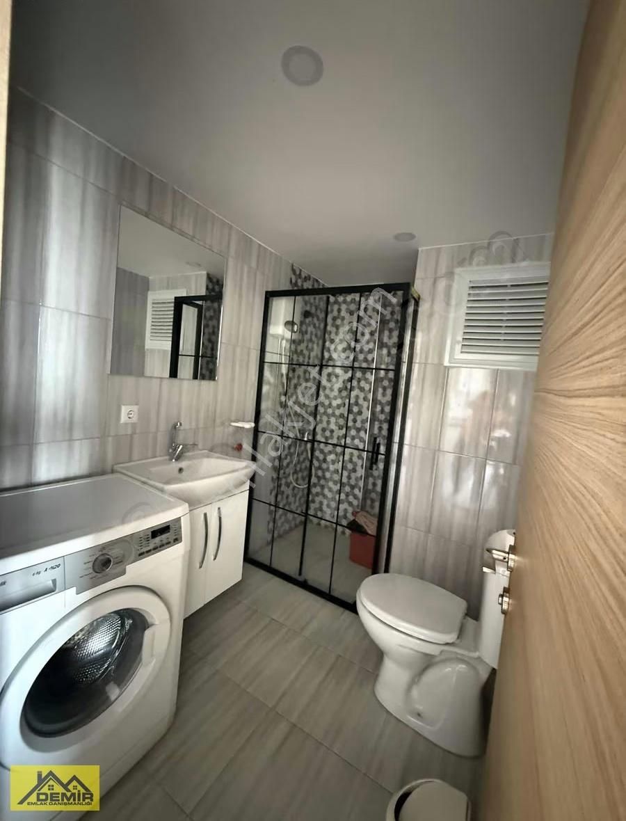 Demir Emlaktan Fatih Mahallesinde Eşyalı 1+1 - Görsel 12