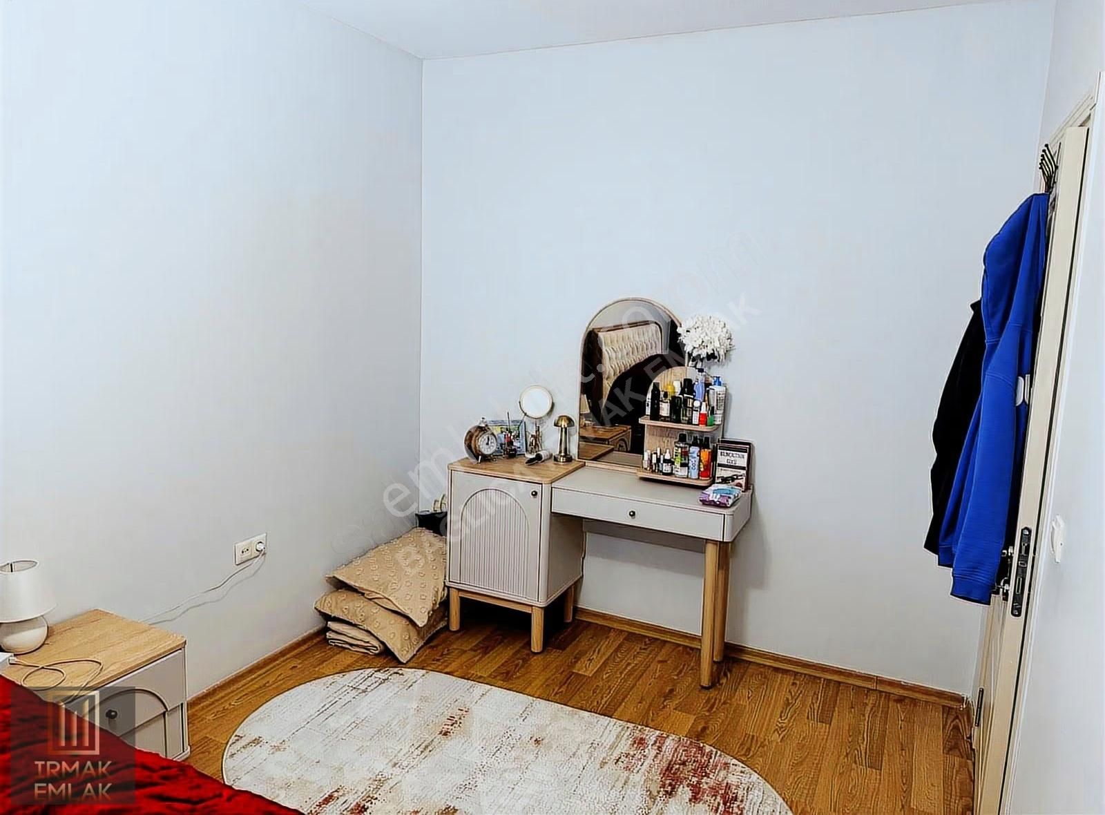 Yapracık Toki Konutları 3 Bölge Kiralık Ara Kat 3+1 Daire