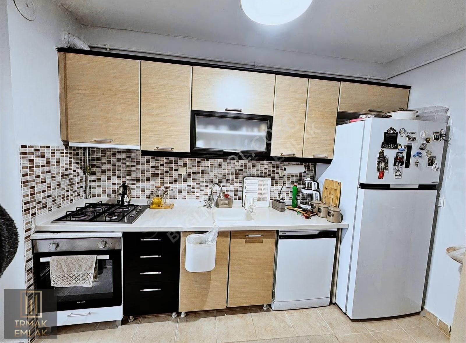 Yapracık Toki Konutları 3 Bölge Kiralık Ara Kat 3+1 Daire - Görsel 2