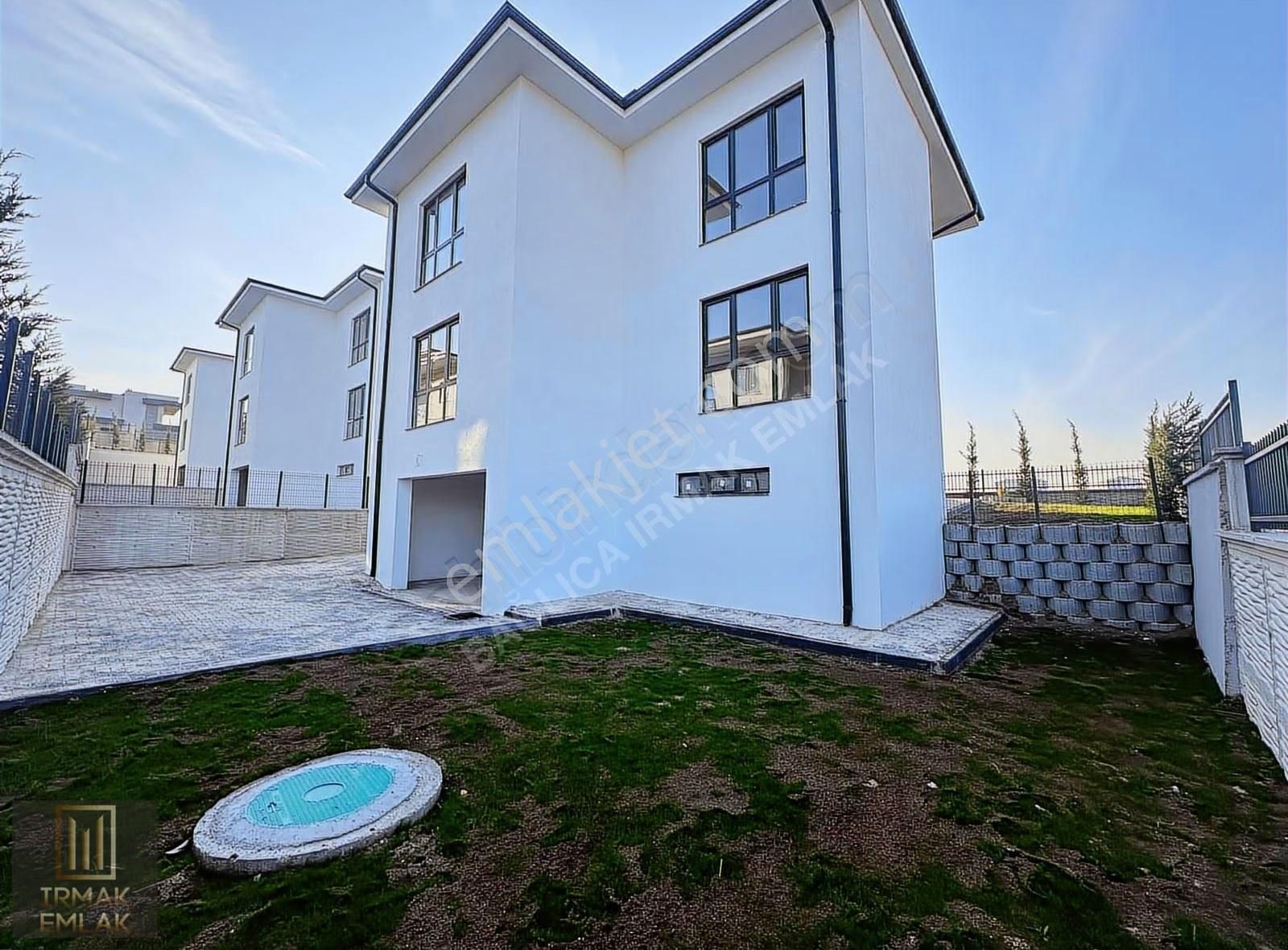 Irmak Emlak-bağlıca'da Satılık Müstakil K.otoparklı 4+1 Villa - Görsel 26