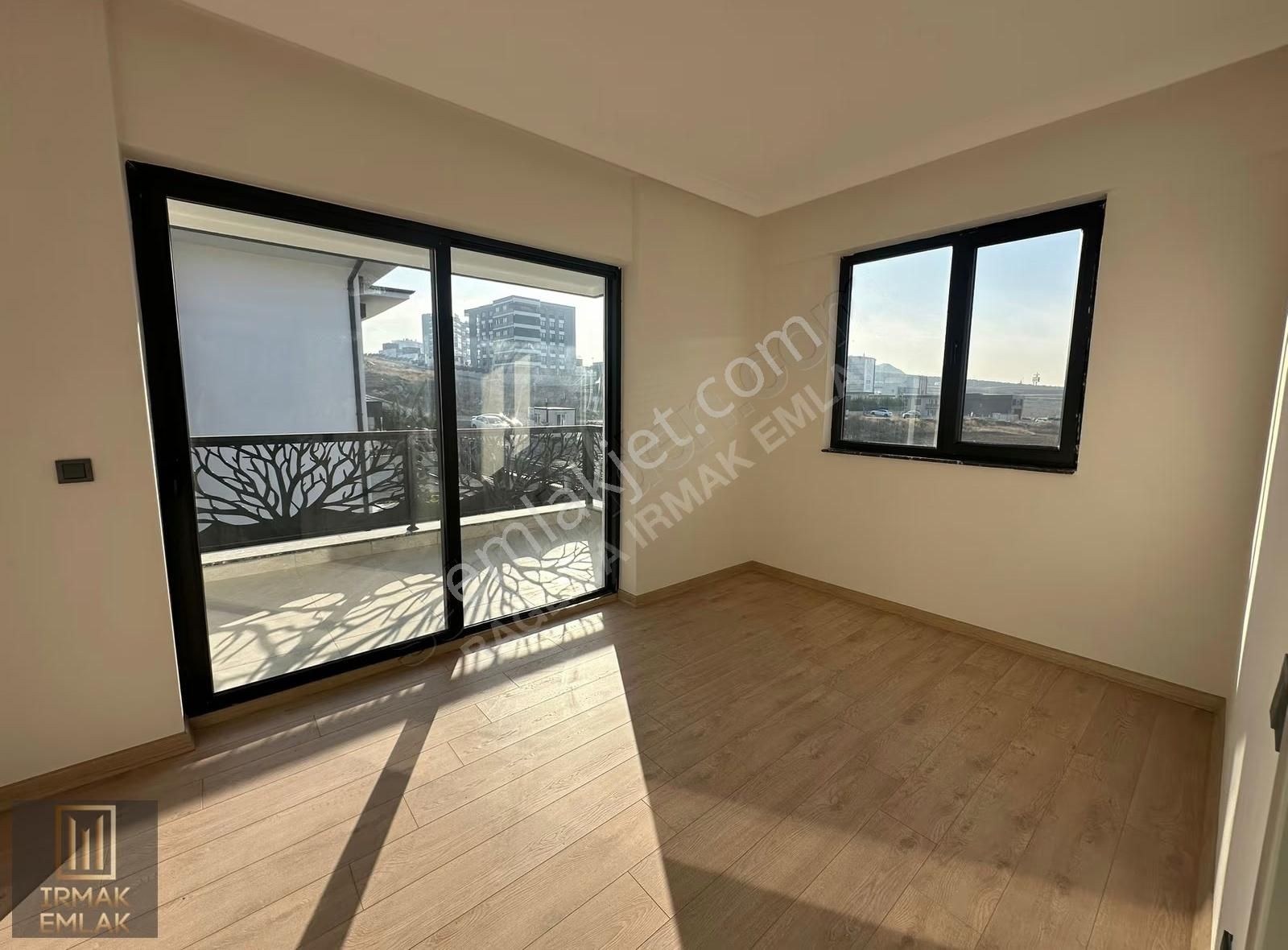 Irmak Emlak-bağlıca'da Satılık Müstakil K.otoparklı 4+1 Villa - Görsel 13