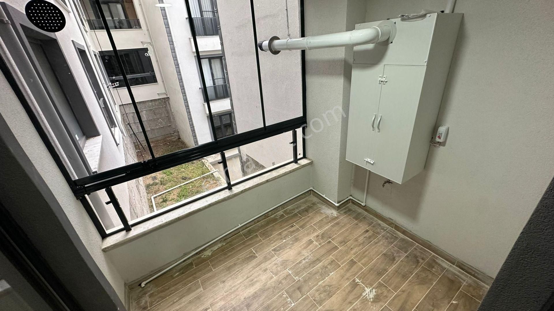 Parstan Tuzcumuratta Sıfır Eşyalı Doğalgazlı Asansörlü Lüks 1+1 - Görsel 13