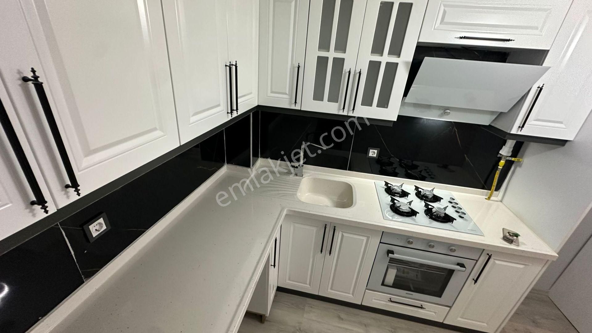 Parstan Tuzcumuratta Sıfır Eşyalı Doğalgazlı Asansörlü Lüks 1+1 - Görsel 22