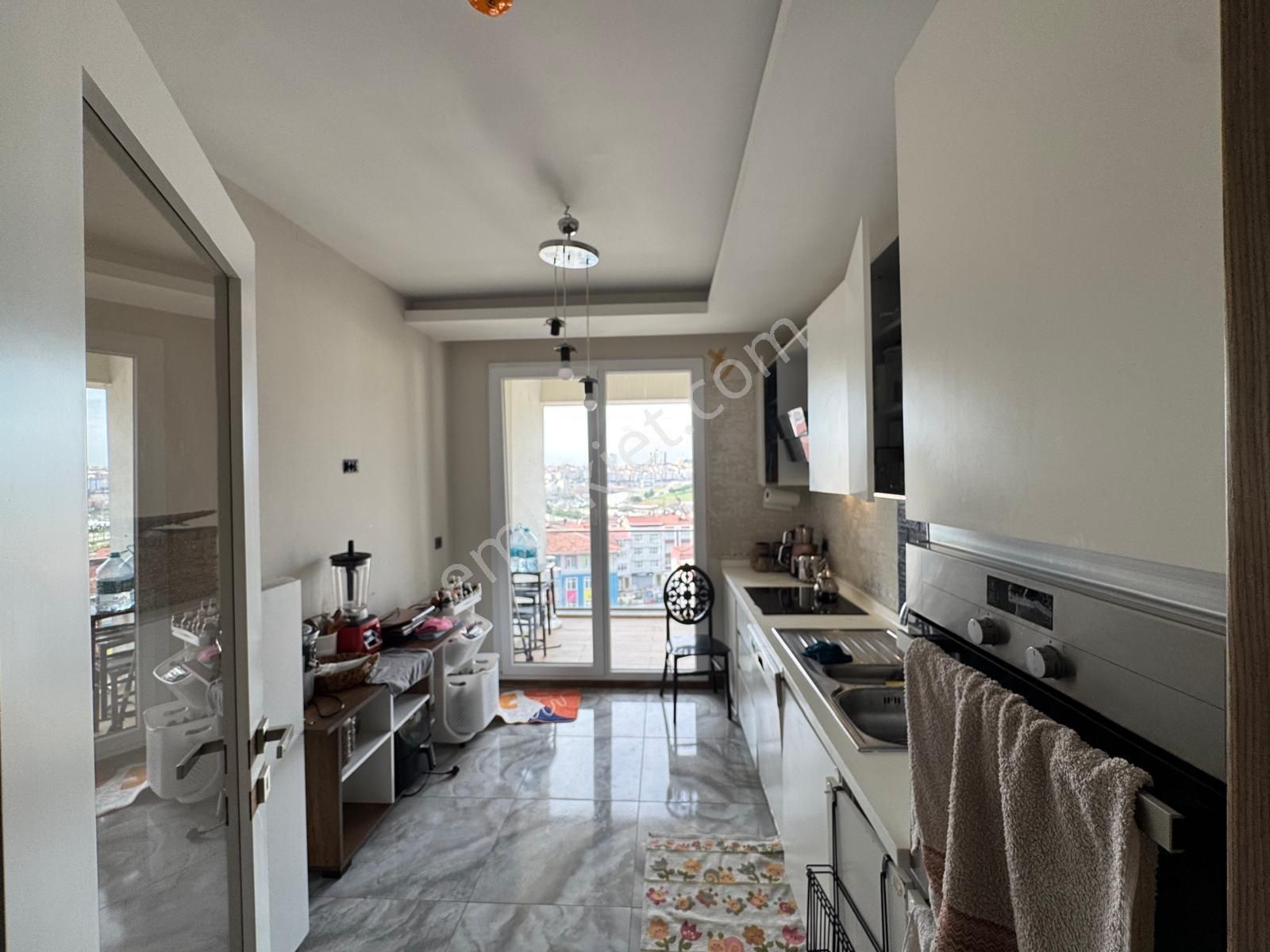 Gülpark Yuvam Sitesinde Geniş Ferah Manzaralı Satılık 3+1 Arakat - Görsel 5