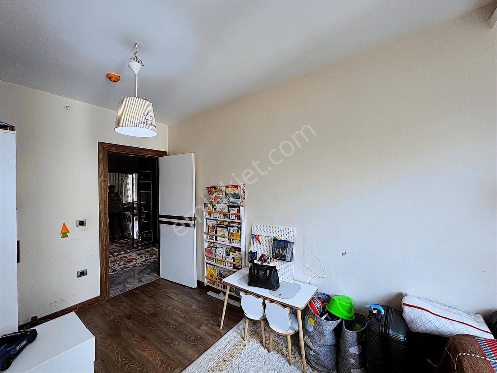 Gülpark Yuvam Sitesinde Geniş Ferah Manzaralı Satılık 3+1 Arakat - Görsel 19