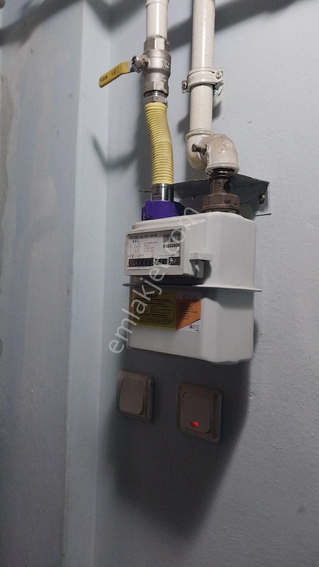 Aydın Efeler Cumhuriyet Mahallesinde Kiralık Dogalgazlı 3+1 Daire - Görsel 3