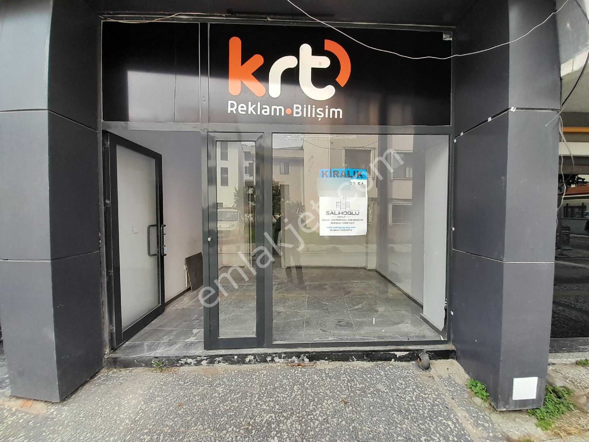 Atatürk İlk Okulu Karşısı 80 M2