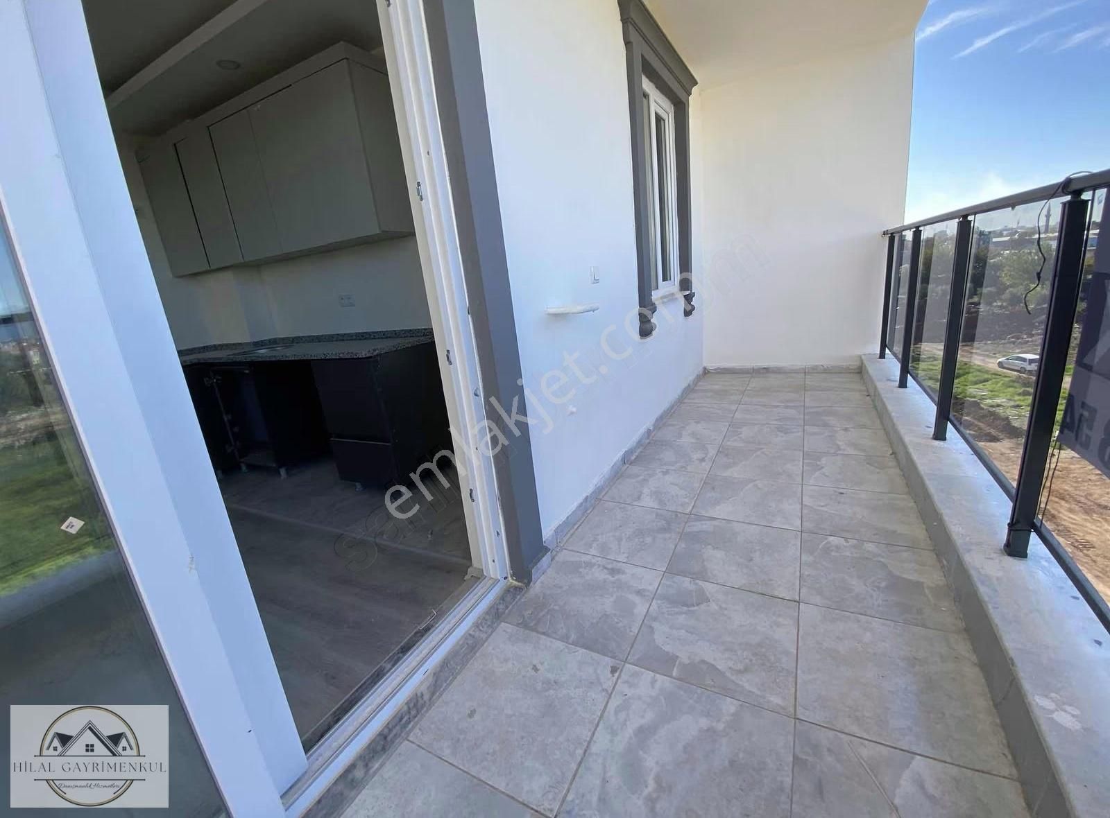 Hilal Gayrimenkul'den Altınova'da Sıfır Katta 2 + 1 - Görsel 12