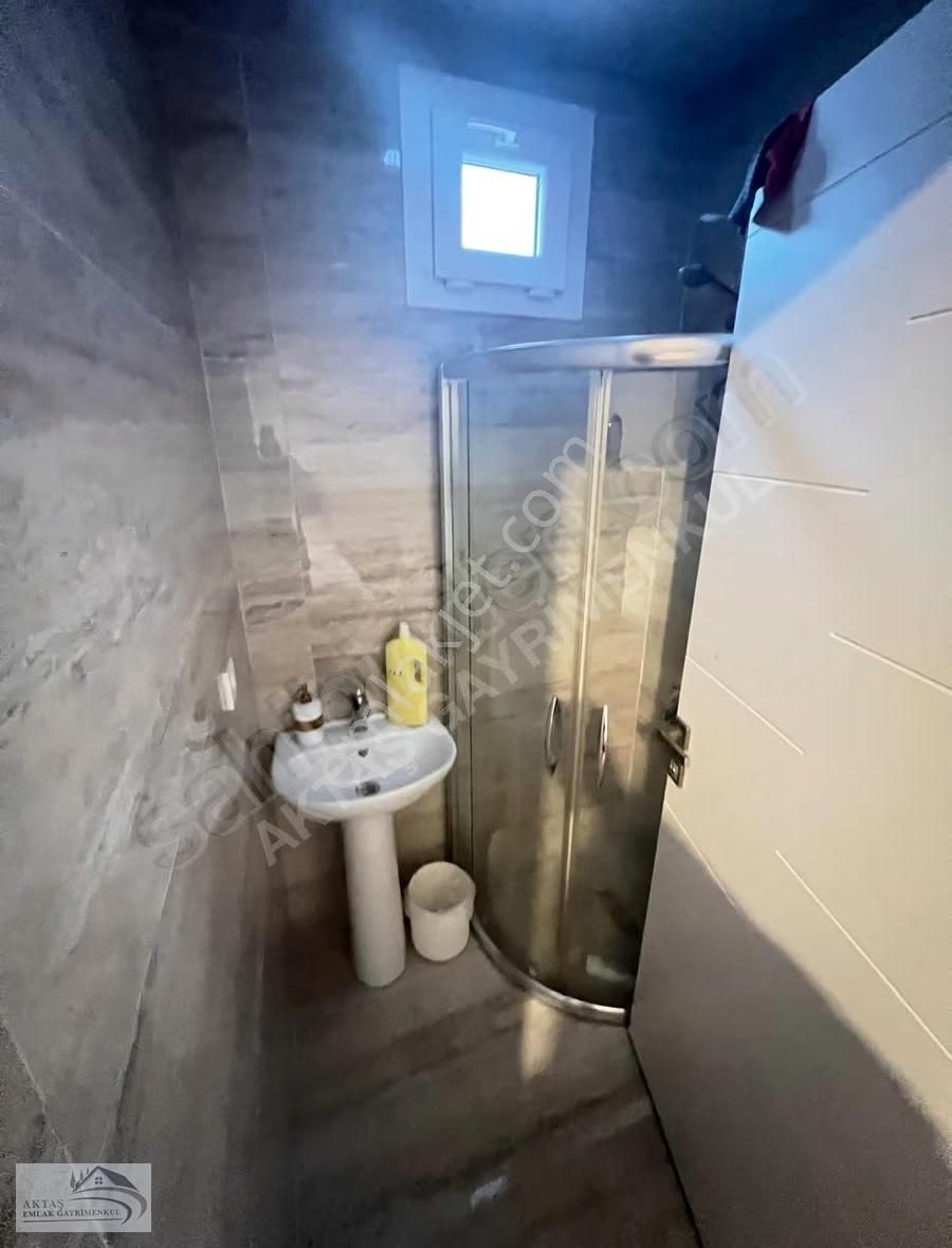 Sega'da Göl Marin Evlerinde 3+1 Ebeveyn Banyolu&otoparklı Daire - Görsel 8