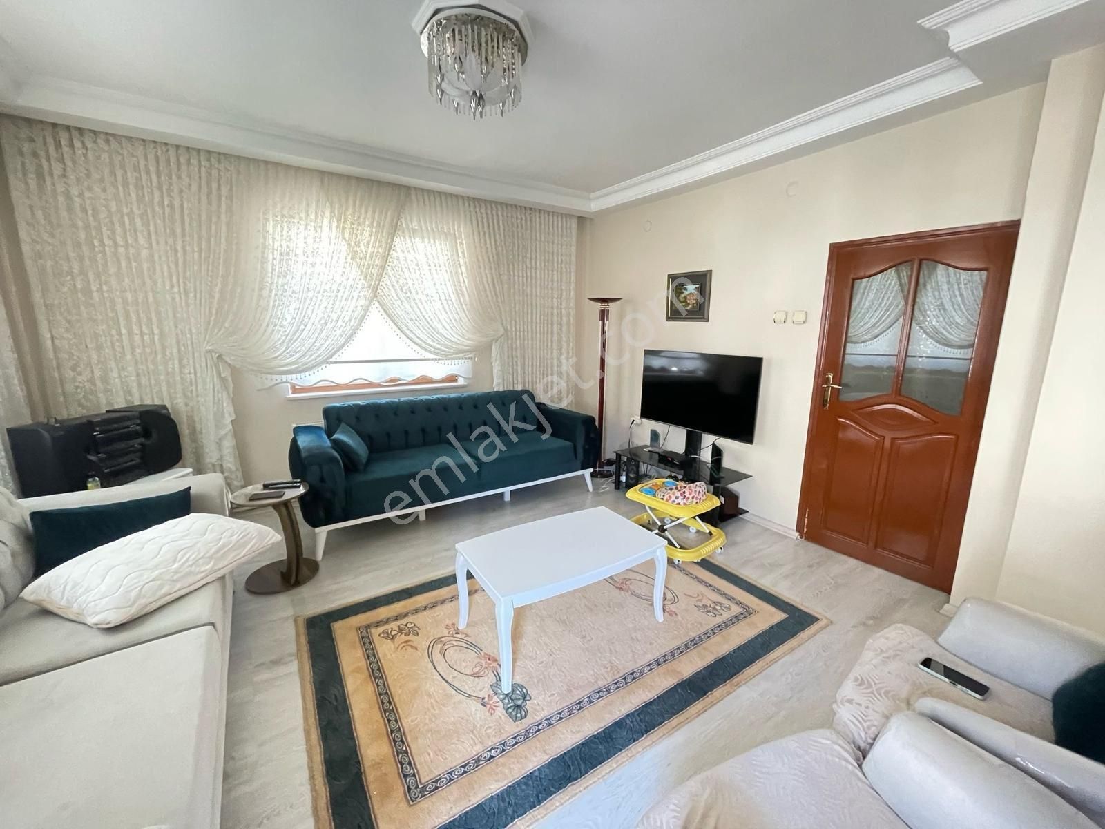 Fevzi Cakmak Mahallesinde İci Full Yapılı Satılık Daire - Görsel 2