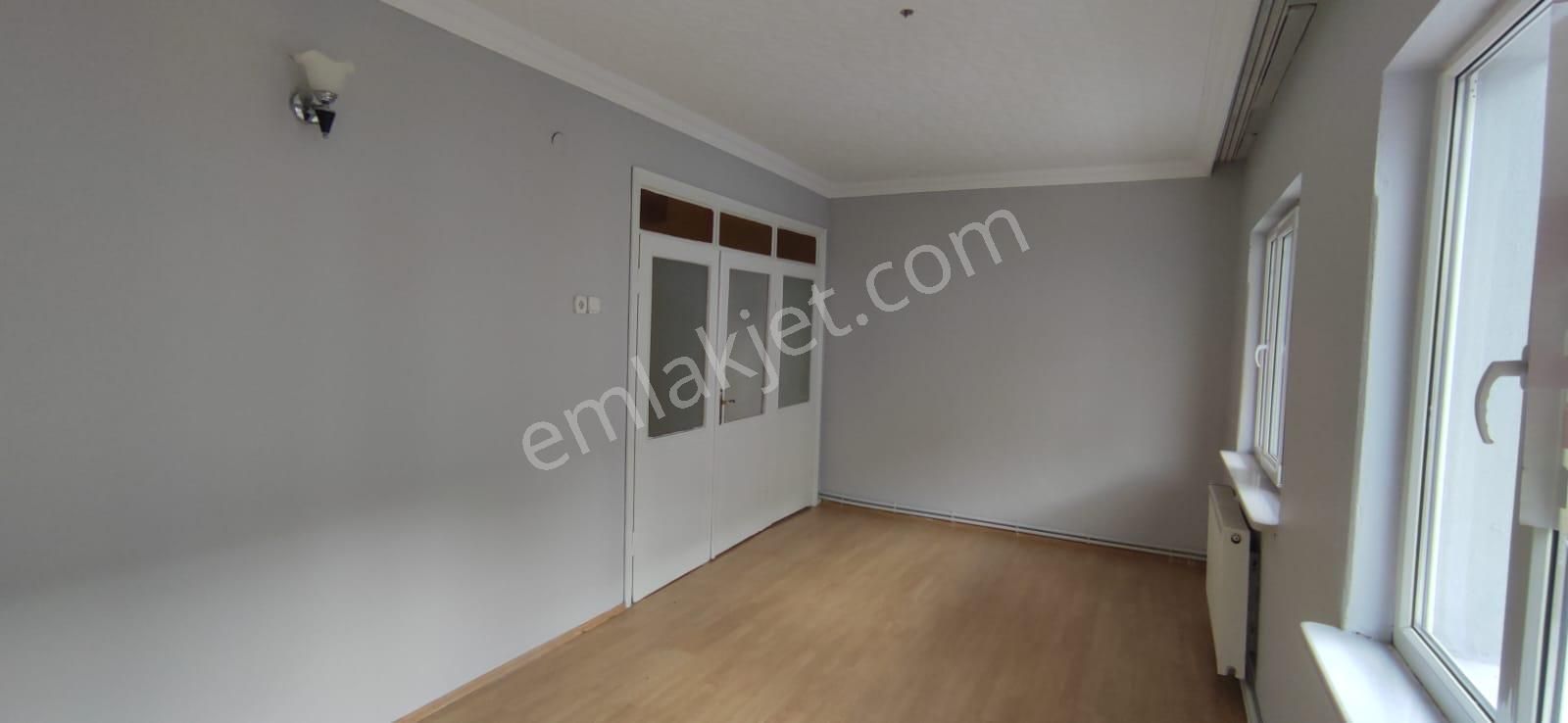 Elfiden Gümüşçeşme Mahallesi Kiralık 3+1 Daire - Görsel 9