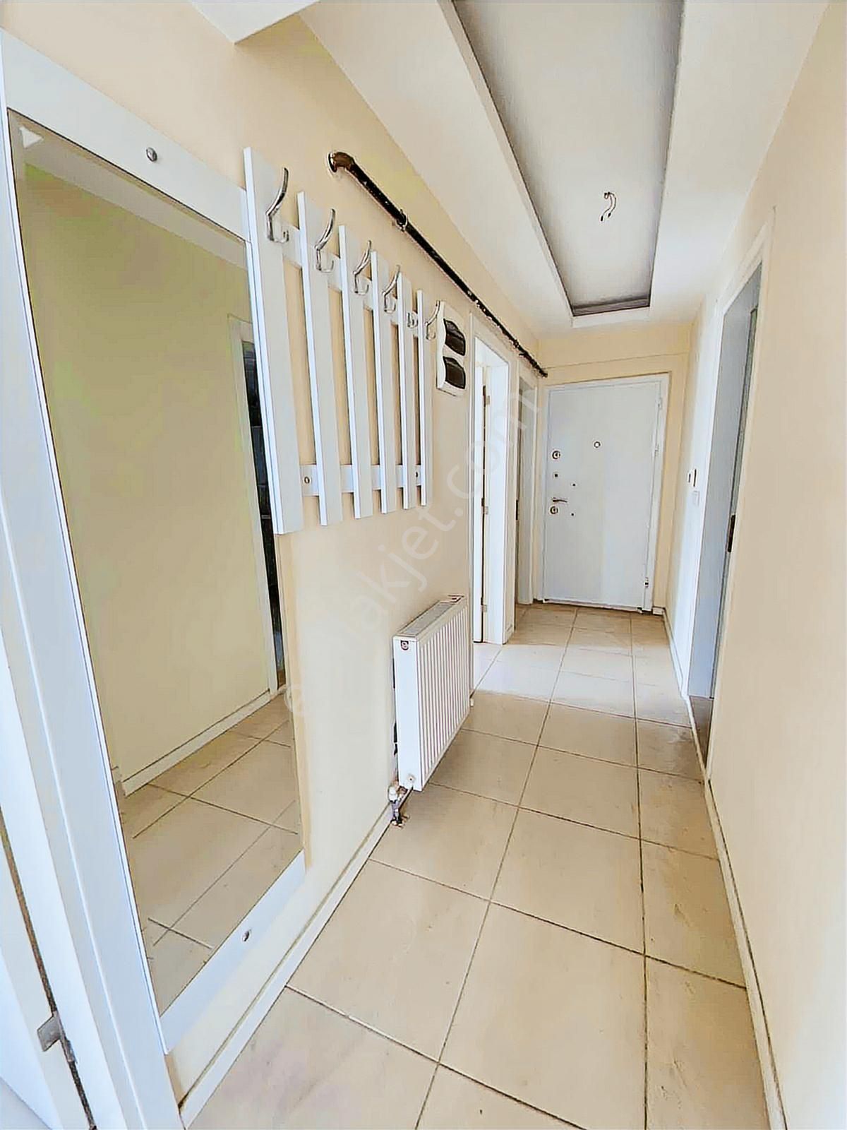 Satılık Geniş Ferah Site İçi 2+1 - Görsel 5