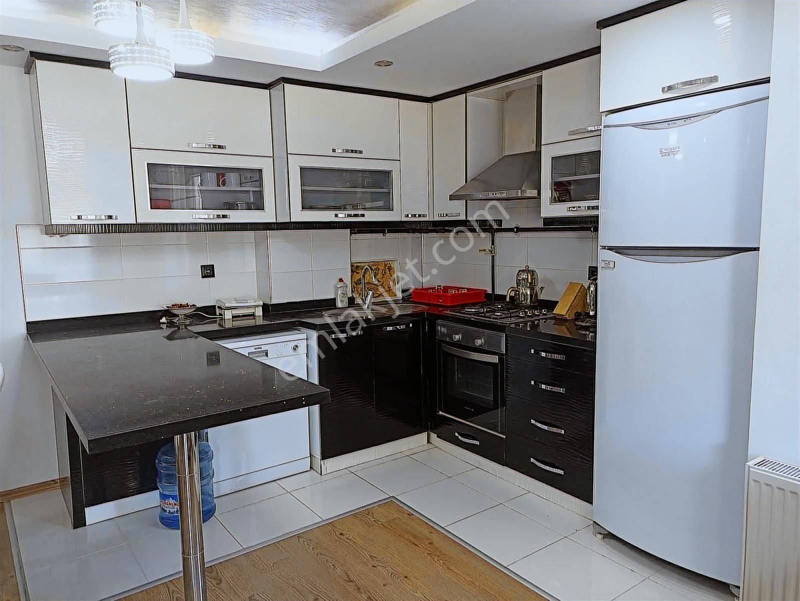Hurma'da Site İçinde Kiralık 2+1 D.gazlı Havuzlu Full Eşyalı - Görsel 14