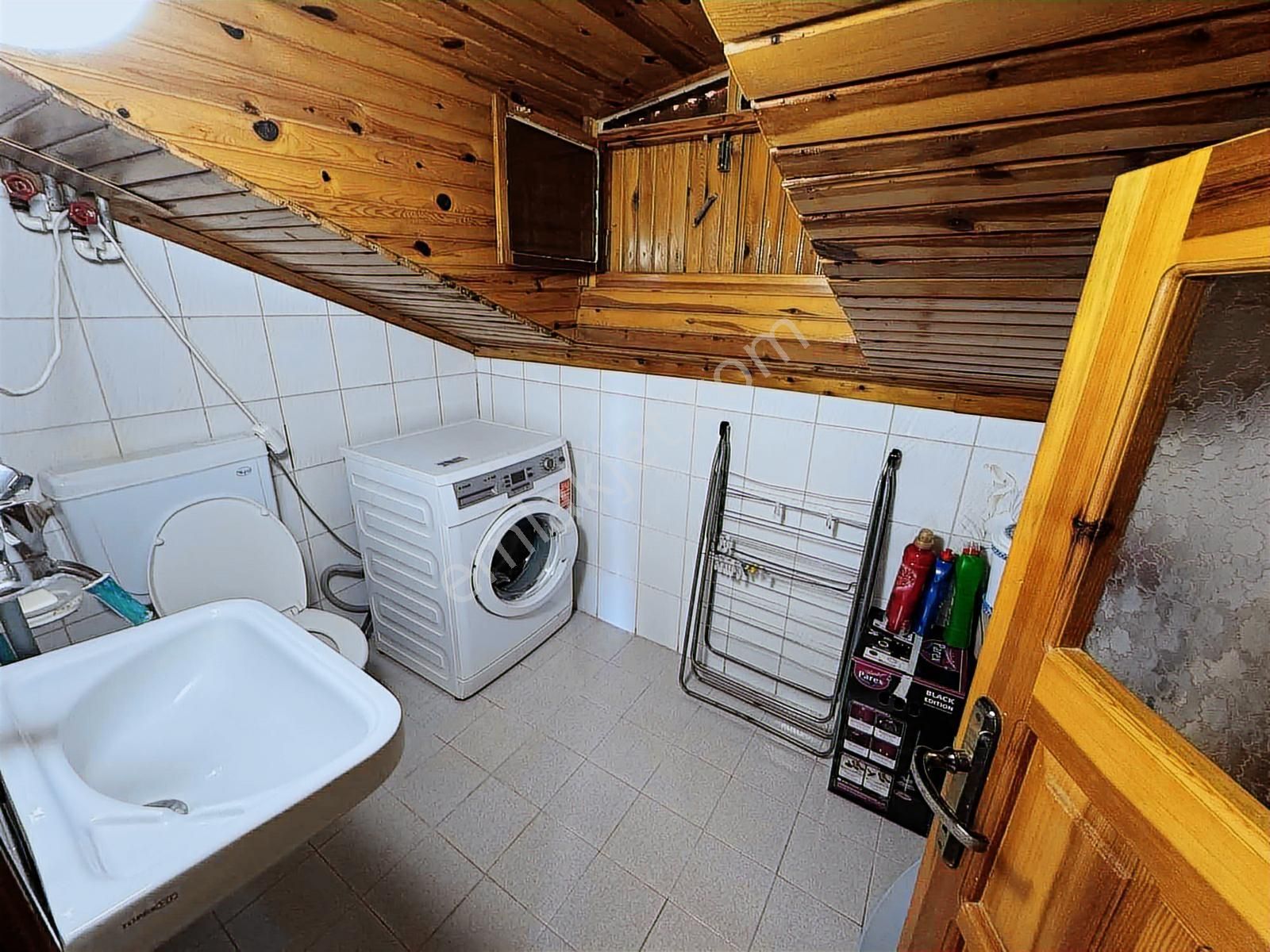 Kuşadası Davutlar'da Plaja 80 Mt Satılık 4+1 Tripleks Yazlık - Görsel 13