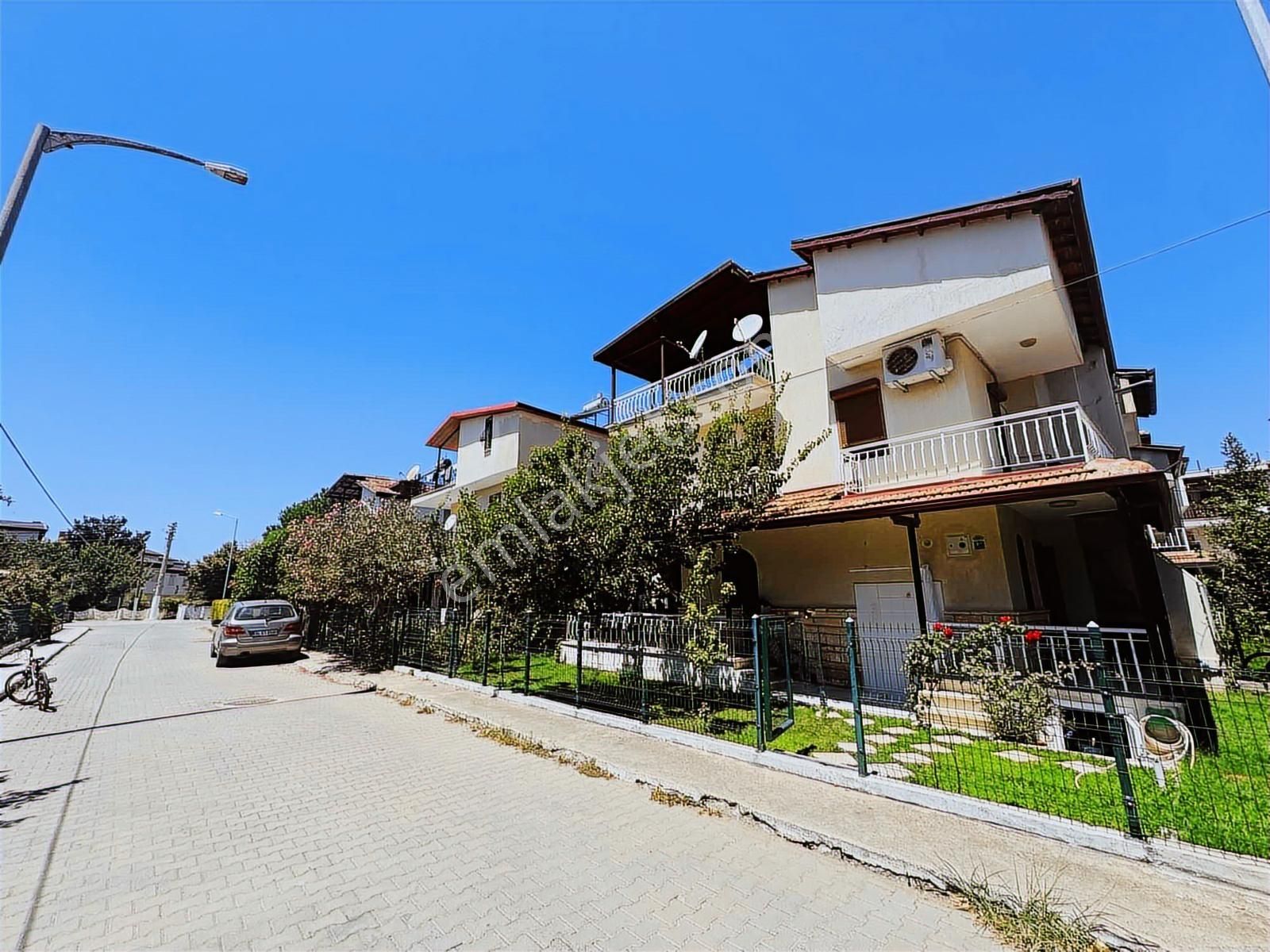 Kuşadası Davutlar'da Plaja 80 Mt Satılık 4+1 Tripleks Yazlık - Görsel 15