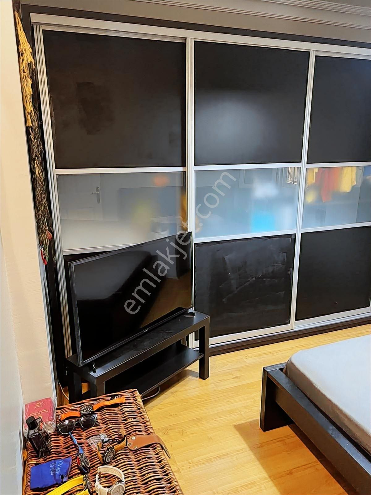 Küçükyalı Sahilde Nezih Sokakta 2+1 78 M² Kombili Otoparklı - Görsel 24