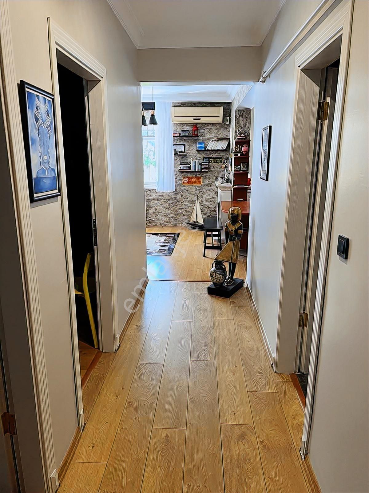 Küçükyalı Sahilde Nezih Sokakta 2+1 78 M² Kombili Otoparklı - Görsel 6