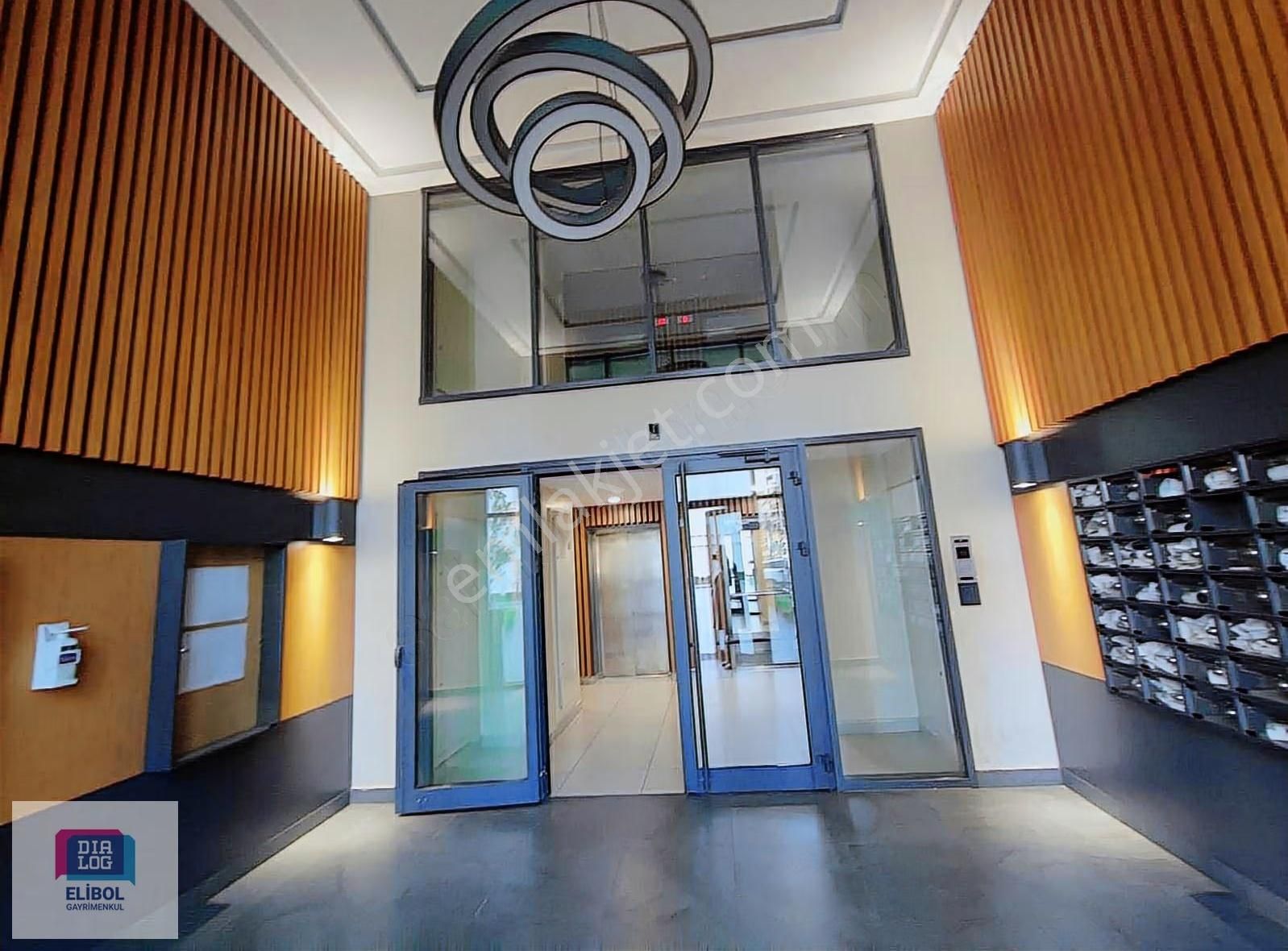 Locamahal'de 2+1, 124 M² Büyük Tip,ebeveyn Banyolu Satılık Daire