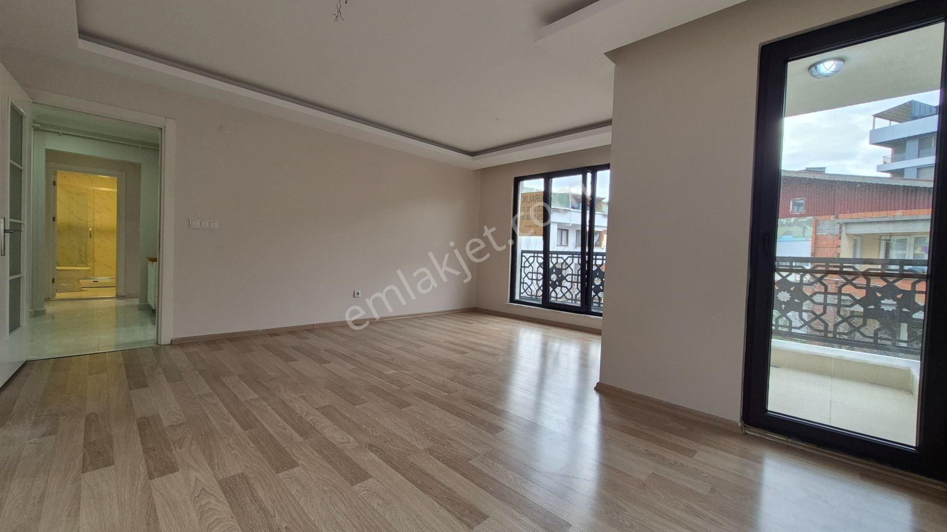 Üsküdar Ferah Mah Ara Kat Sitede 2+1 Kiralık Daire Enta Emlak - Görsel 6