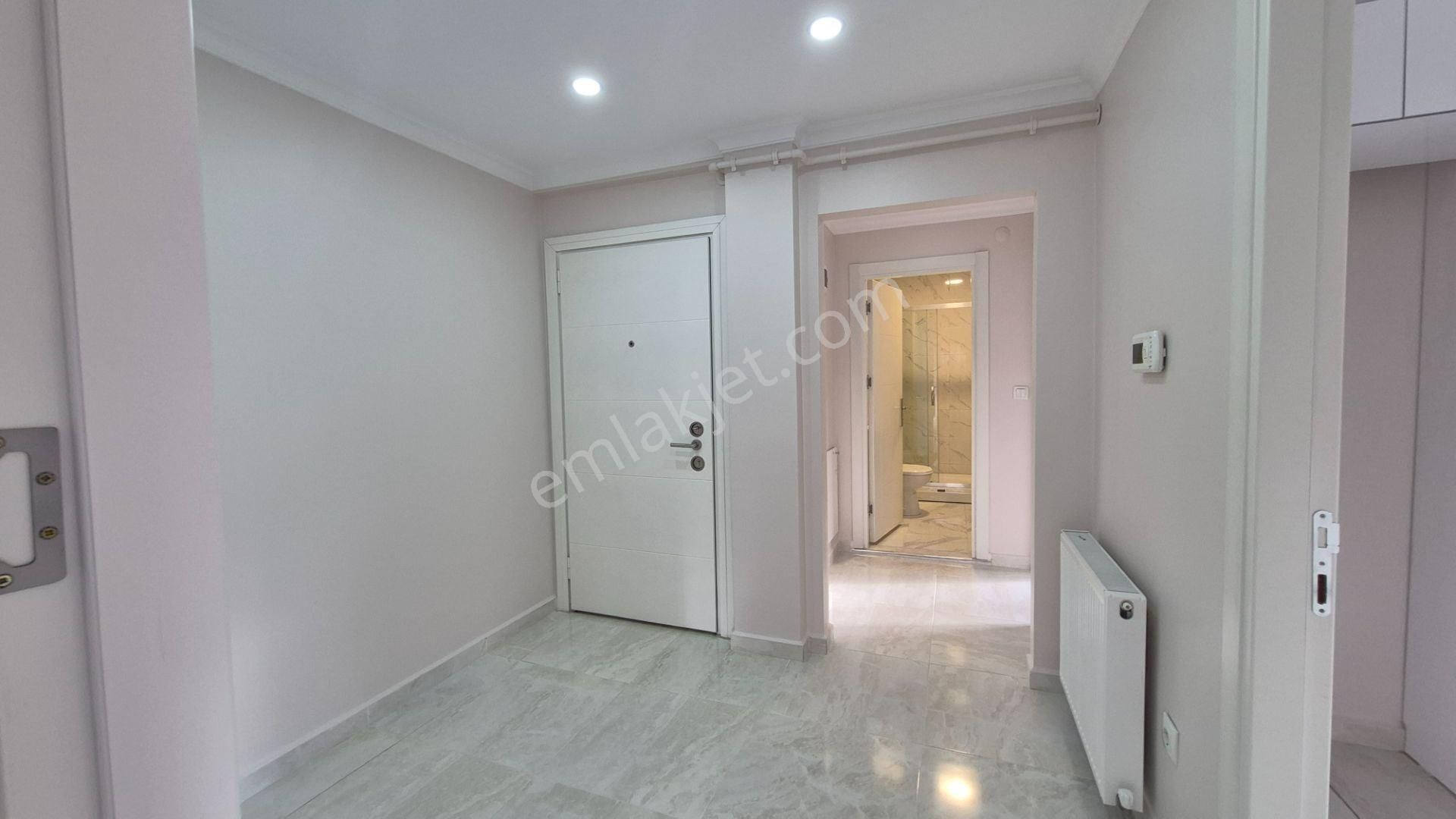 Üsküdar Ferah Mah Ara Kat Sitede 2+1 Kiralık Daire Enta Emlak - Görsel 13