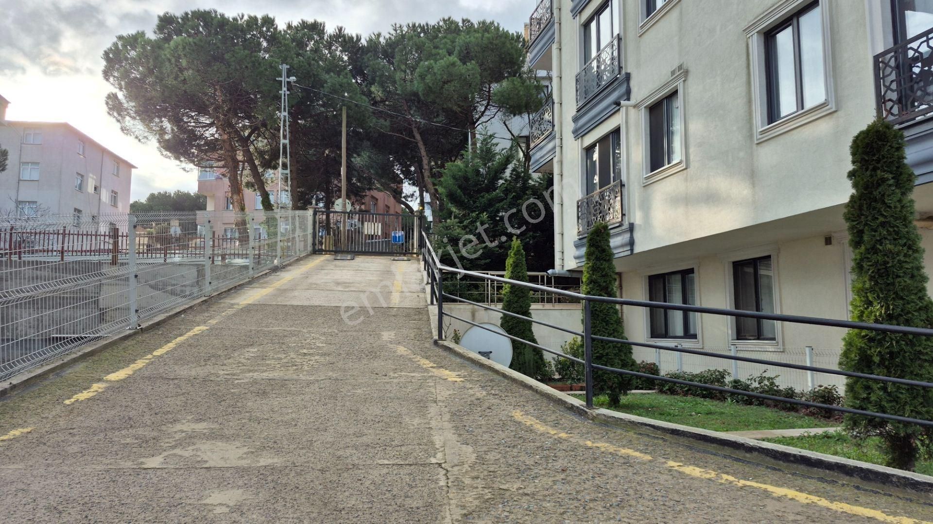 Üsküdar Ferah Mah Ara Kat Sitede 2+1 Kiralık Daire Enta Emlak - Görsel 29