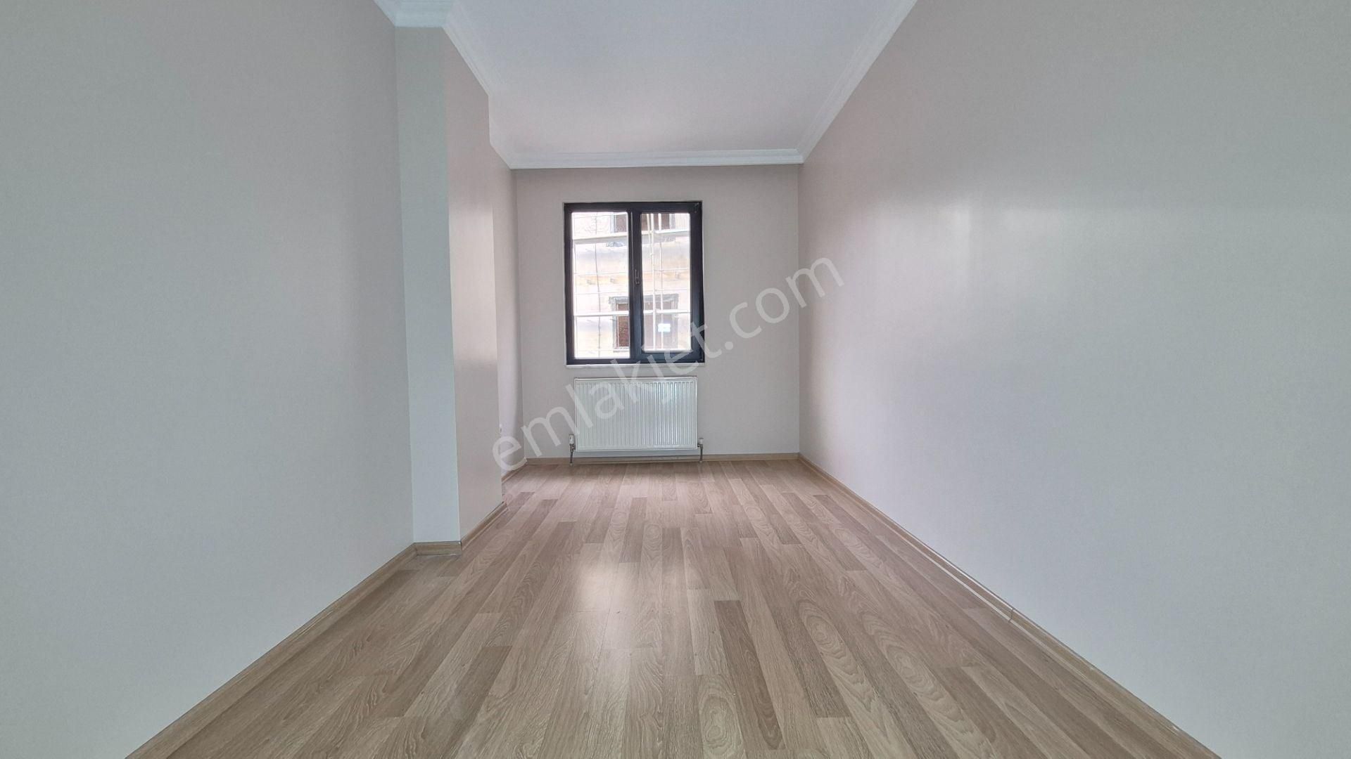 Üsküdar Ferah Mah Ara Kat Sitede 2+1 Kiralık Daire Enta Emlak - Görsel 14