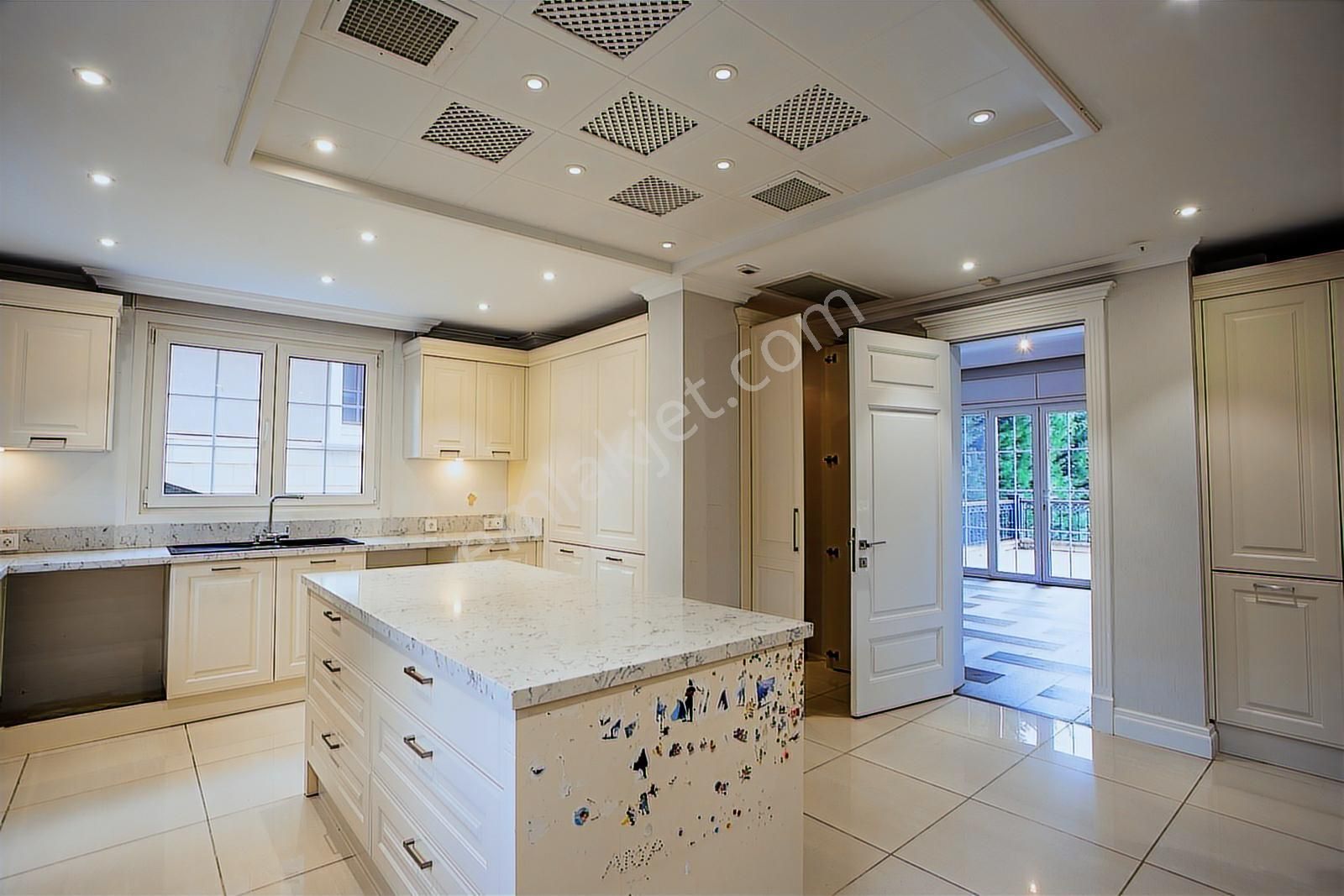 Kemer Country Ana Faz Büyük Tip 1408m2 Arsa Paylı Satılık Villa - Görsel 4