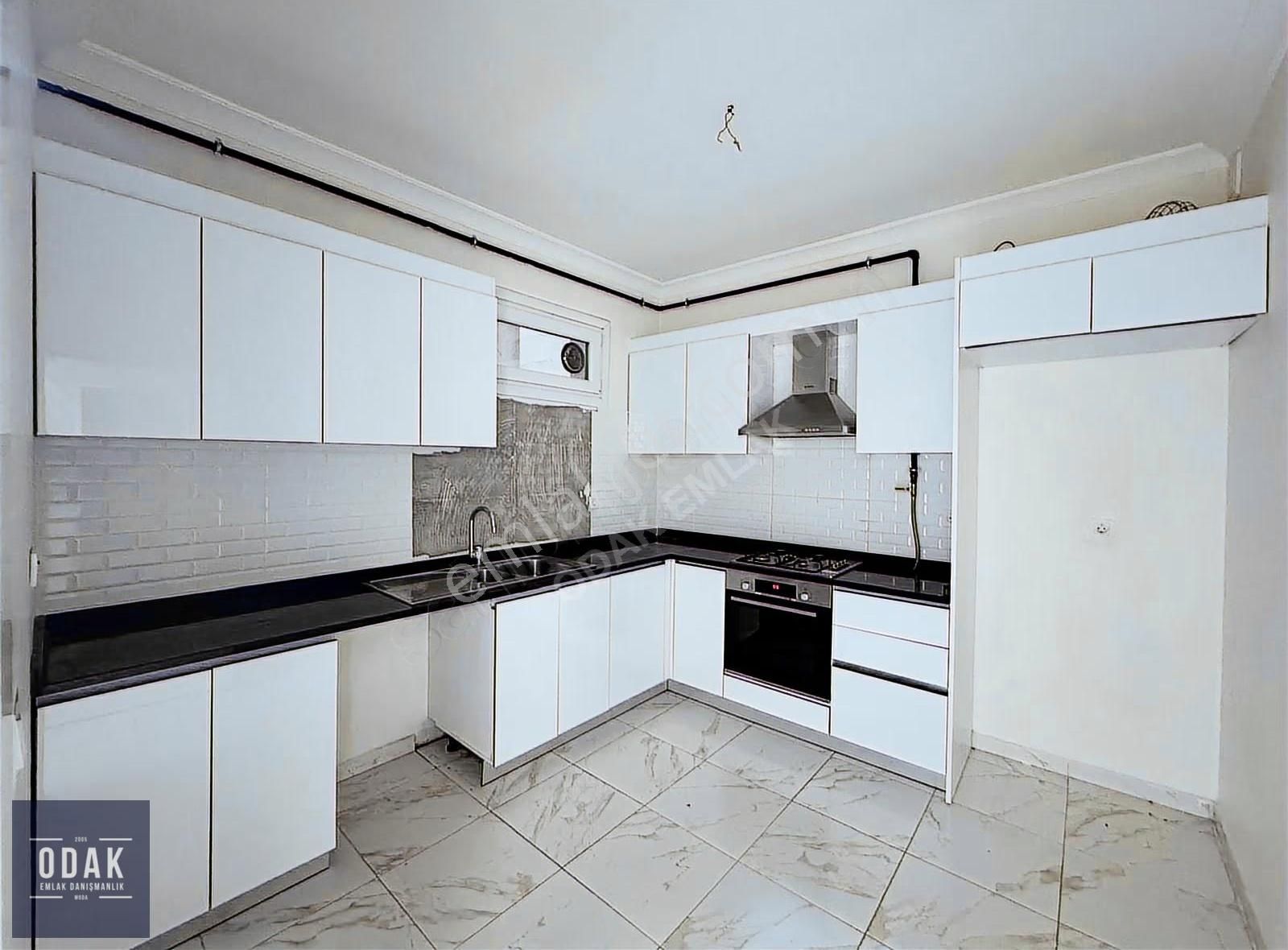 Odak'tan Bostancı'da Kapanmaz Deniz Manzaralı Ara Kat - Görsel 4