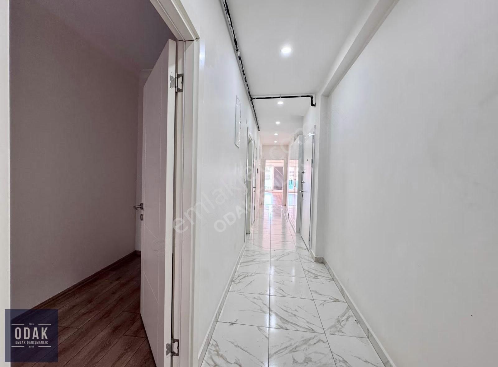 Odak'tan Bostancı'da Kapanmaz Deniz Manzaralı Ara Kat - Görsel 9