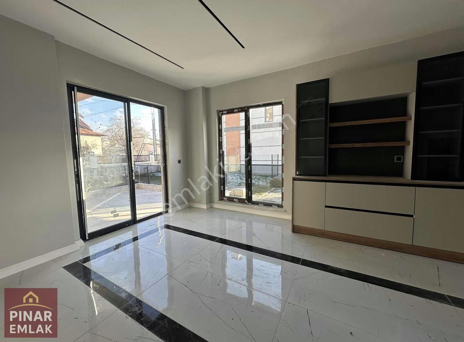 Pınar Emlak'tan Eminpaşa Mahallesin'de 4+1 Dublex Villa - Görsel 8