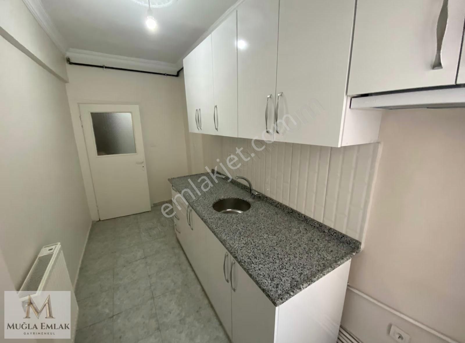 Muğla Emlaktan Kavaklıderede Tadilatlı75m 2+1 Göbek Daire - Görsel 3