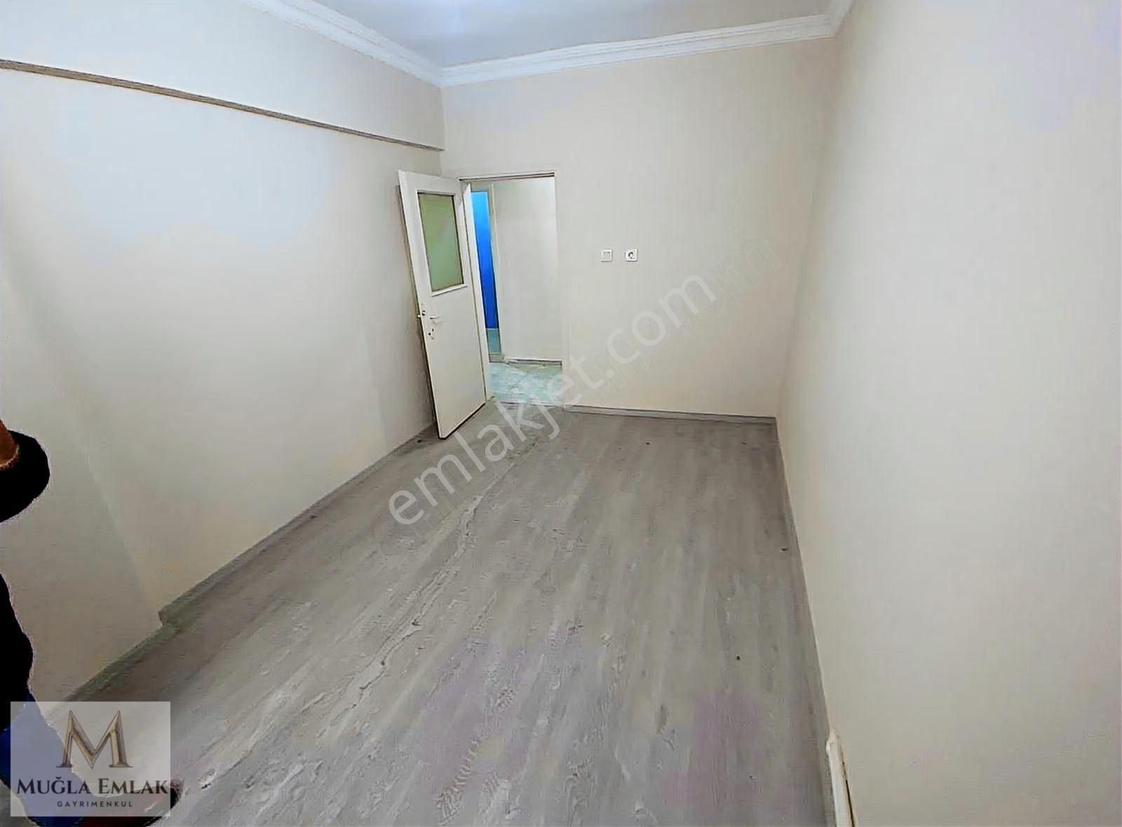 Muğla Emlaktan Kavaklıderede Tadilatlı75m 2+1 Göbek Daire - Görsel 19