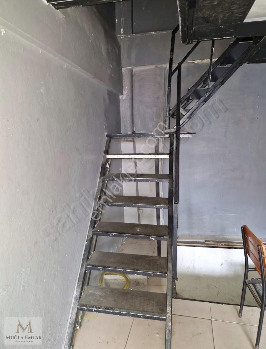 Bağlarbaşı Yürüme Yolu Sonunda Satılık60m 3katlı Lavabolu Dükkan - Görsel 7