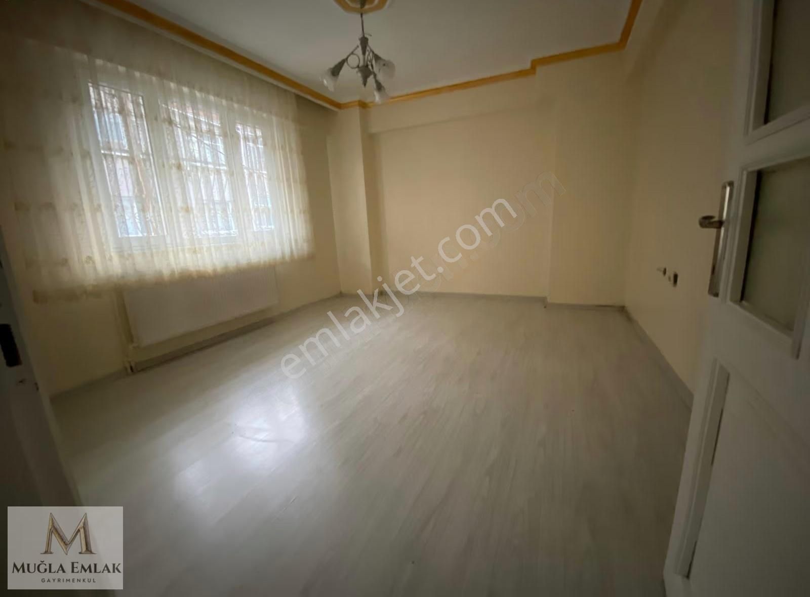 Muğla Emlaktan Sümbül Sokakta 90m 3+1 Yüksek Giriş - Görsel 18