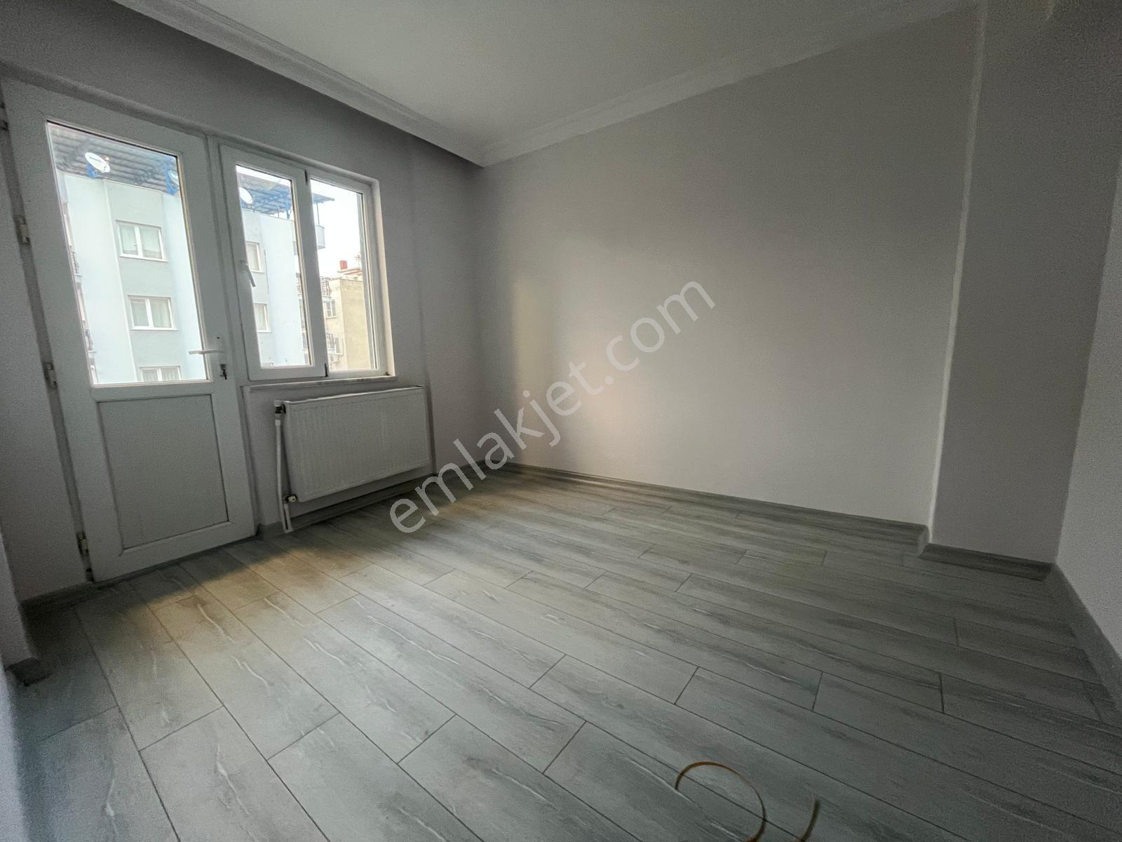Söke Çeltikçi Cumhuriyet Yakını Komple Yapılı Bakımlı Daire - Görsel 9