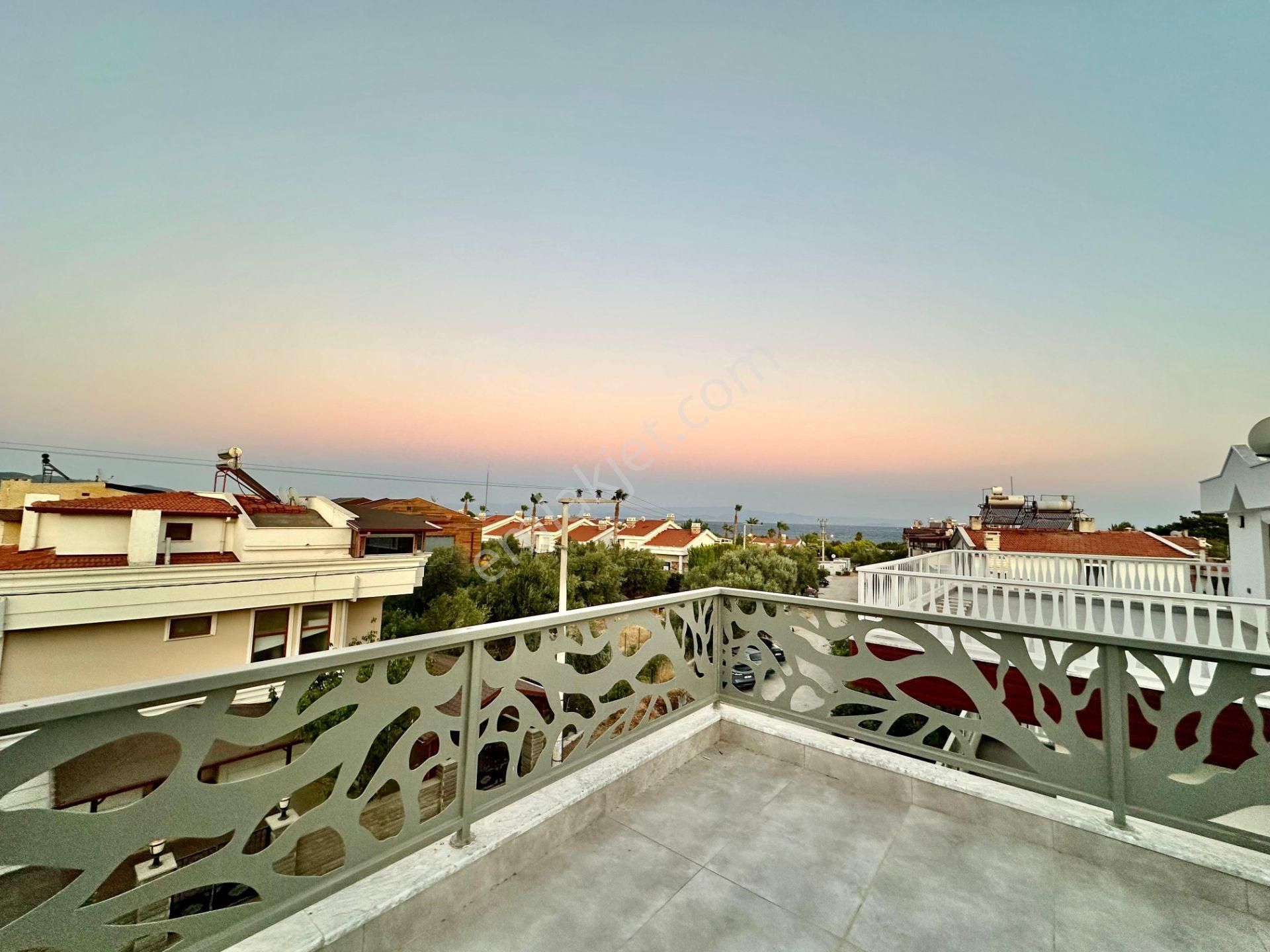 ✨akçay Ay Emlaktan✨narlı'da Yolun Altında Deniz Ve Dağ Çift Mutfak Manzaralı Teraslı 5+1 Lüks Villa - Görsel 35