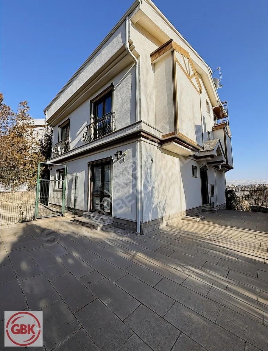 Gölbaşı Güzel Yalı Sitesi |göl Manzaralı |5+2 Tam Müstakil Villa - Görsel 23