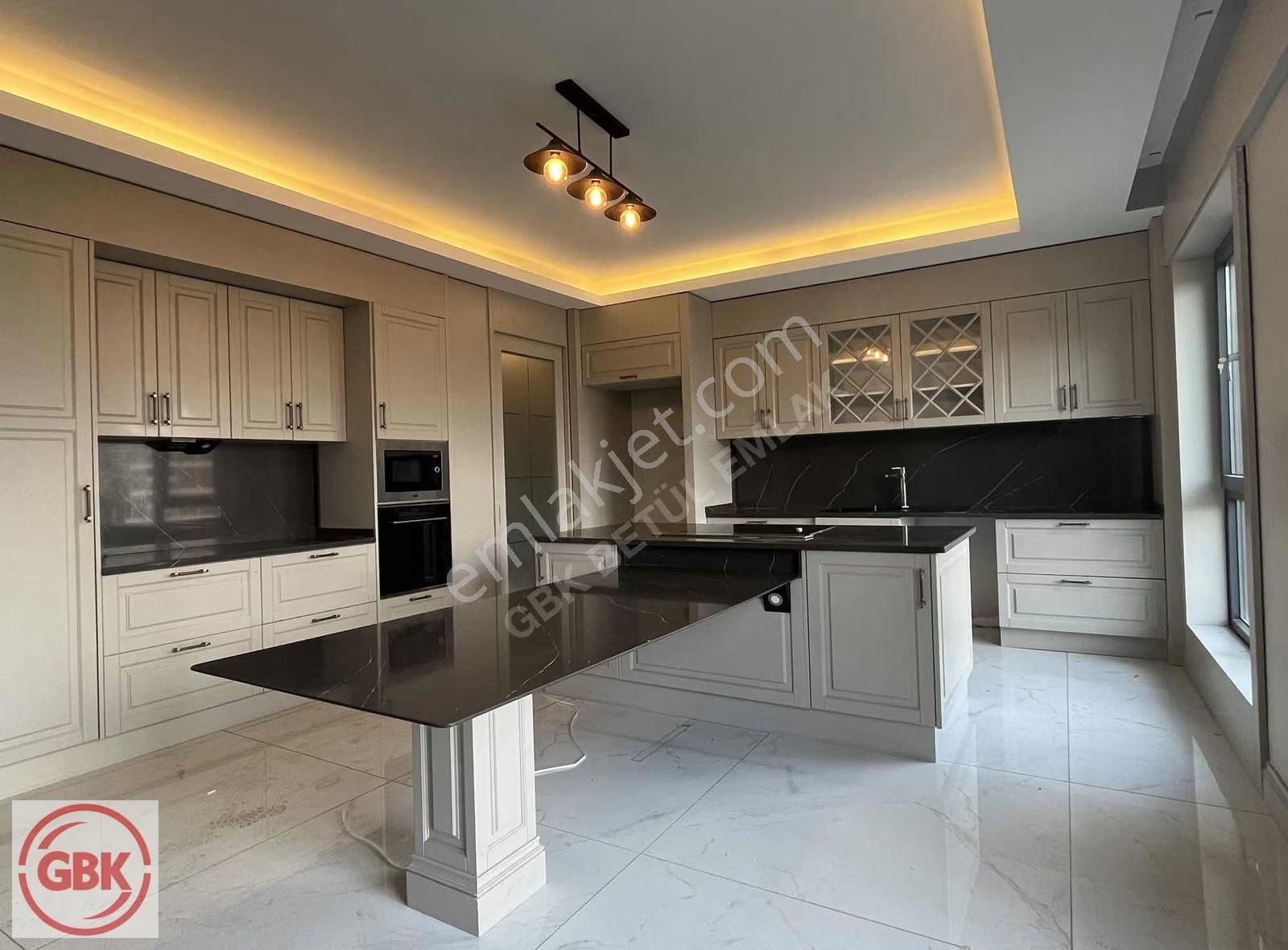 Kuvars Kule 6+1 450m2 Oturuma Hazır Kiralık Villa