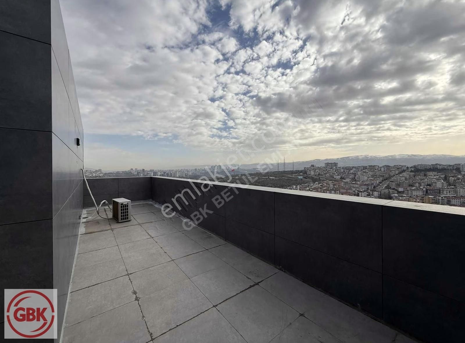 Kuvars Kule'de Teraslı, 6+1 Lüks Dubleks | Panoramik Manzara - Görsel 26