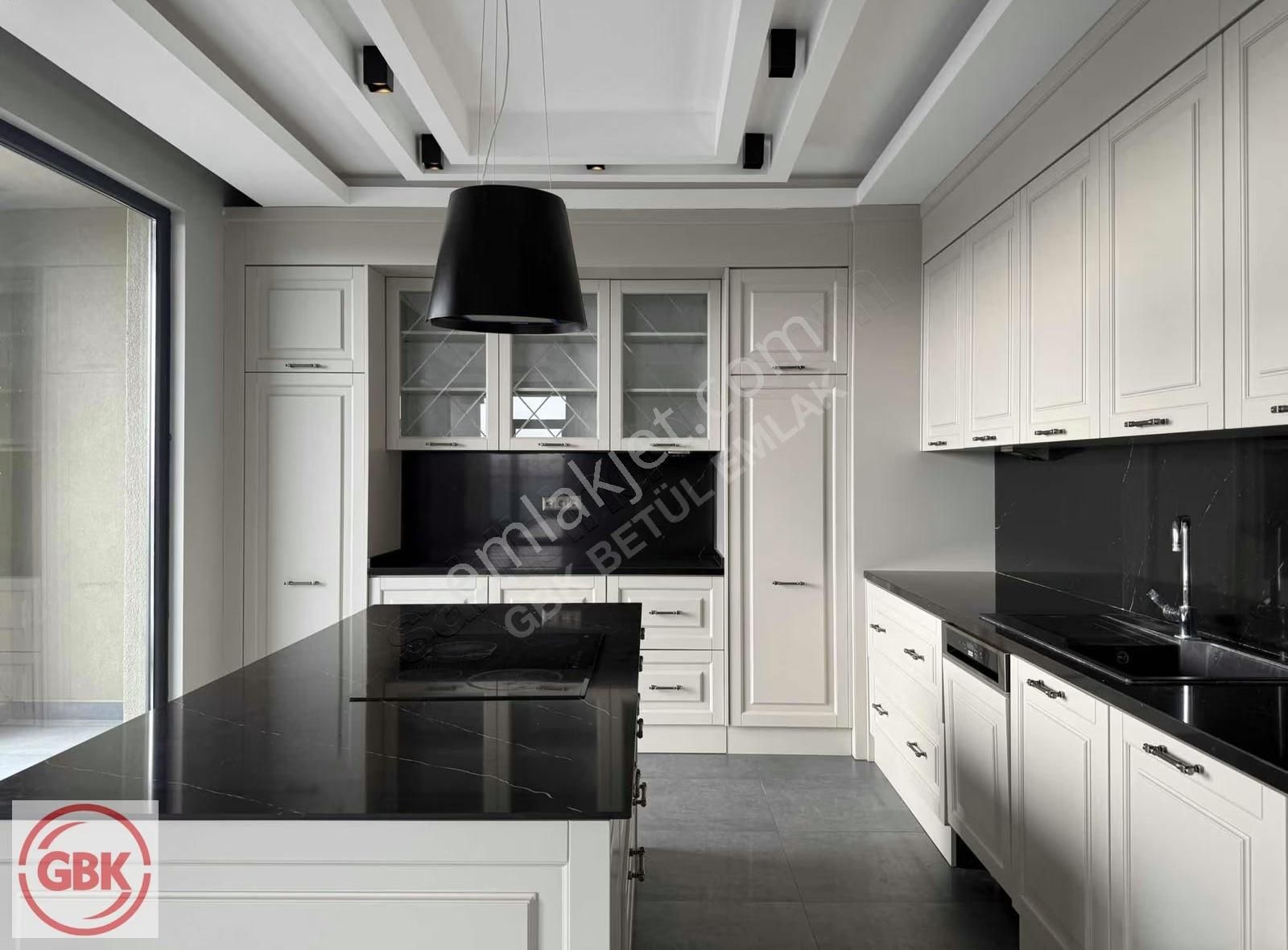 Kuvars Kule'de Teraslı, 6+1 Lüks Dubleks | Panoramik Manzara - Görsel 15