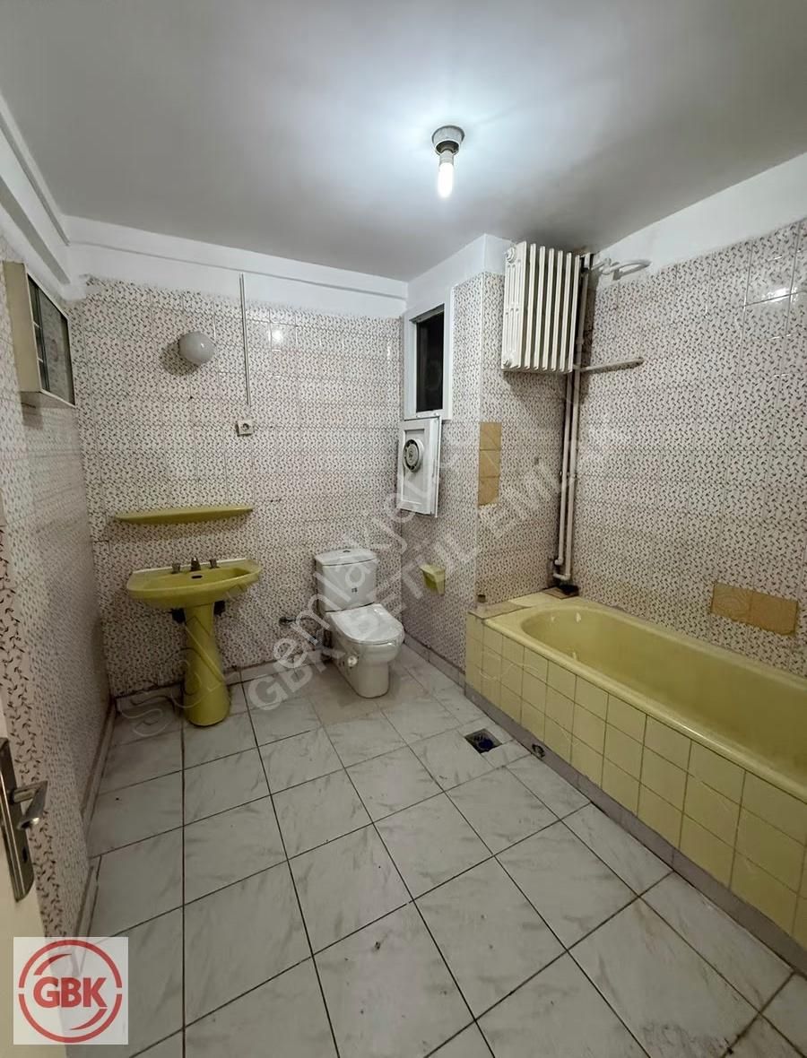 Kuleli Caddesinde Manzaralı | Ofis Kullanımına Uygun 4+1 180m²