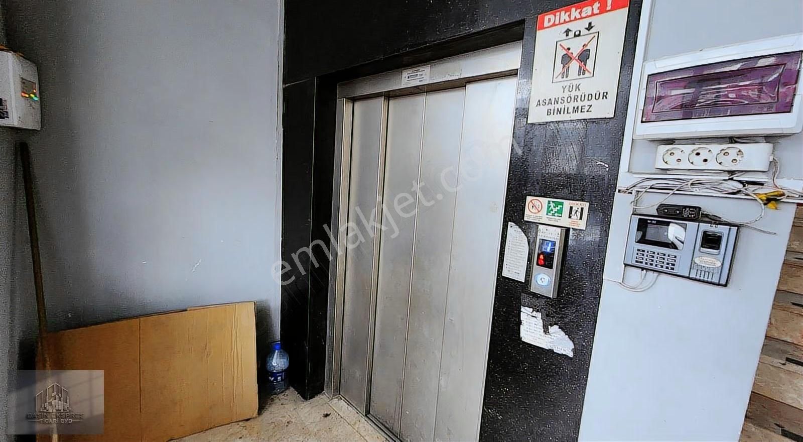 Sulyapıdan İskanlı 2300 M2 Kurumsala Uygun İş Yeri - Görsel 15