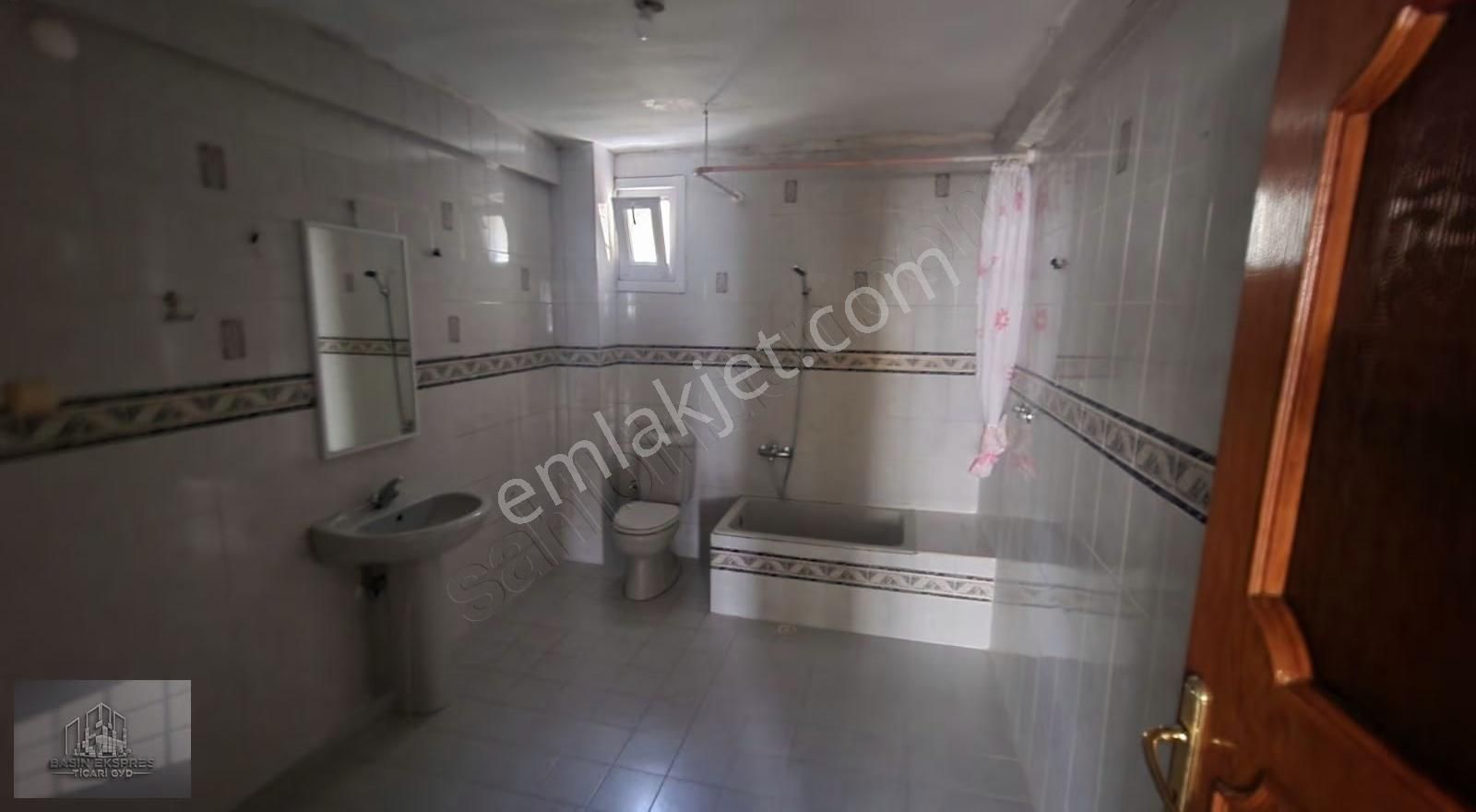 Sulyapıdan Meydana Yakın 3+1 Daire - Görsel 14