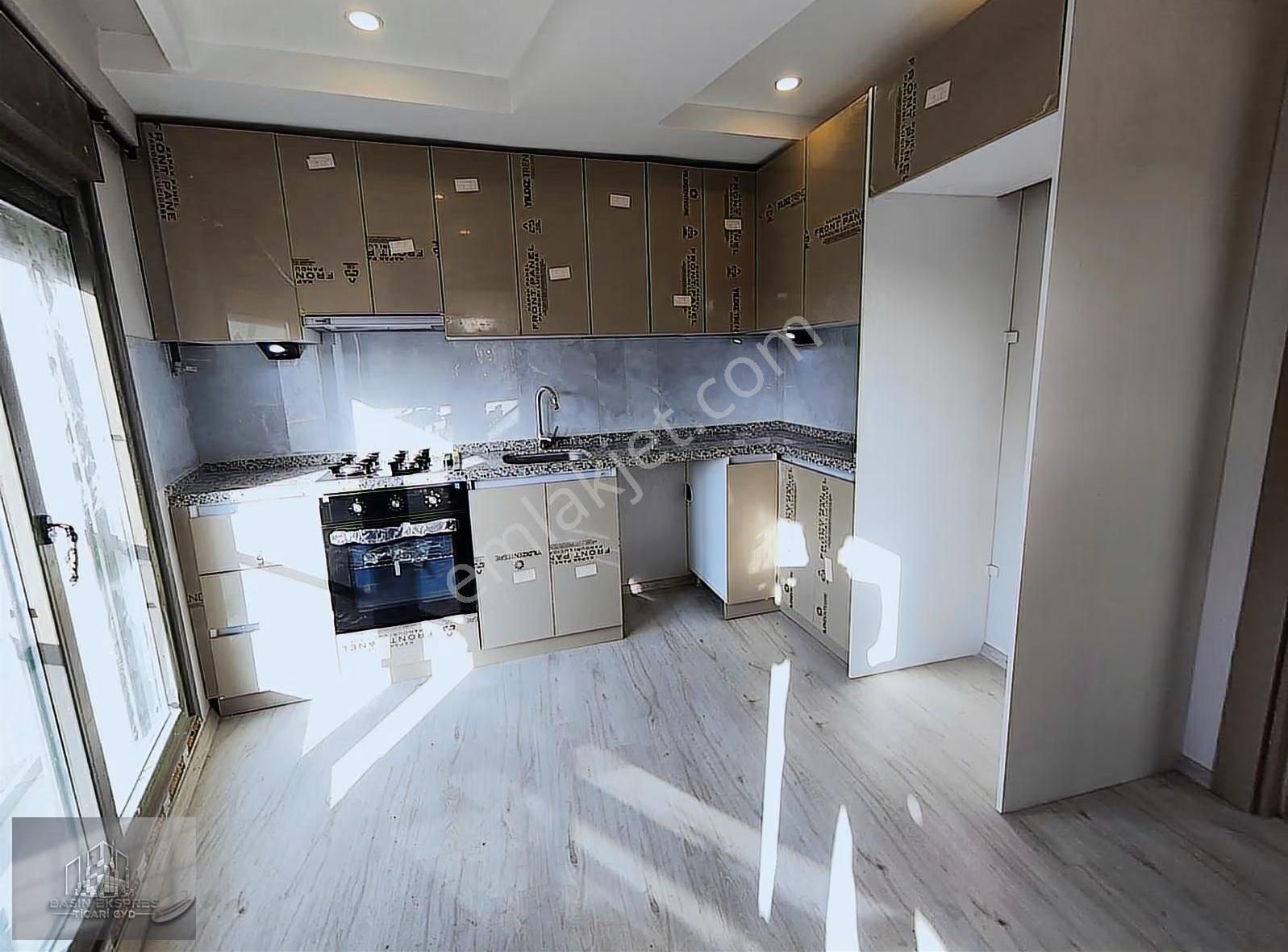 Sulyapıdan Fevziçakmakda Satılık 3+1 0 2 Banyolu Ara Kat Daire - Görsel 15