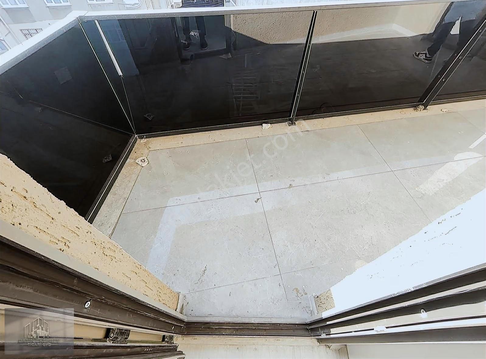 Sulyapıdan Fevziçakmakda Satılık 3+1 0 2 Banyolu Ara Kat Daire - Görsel 11