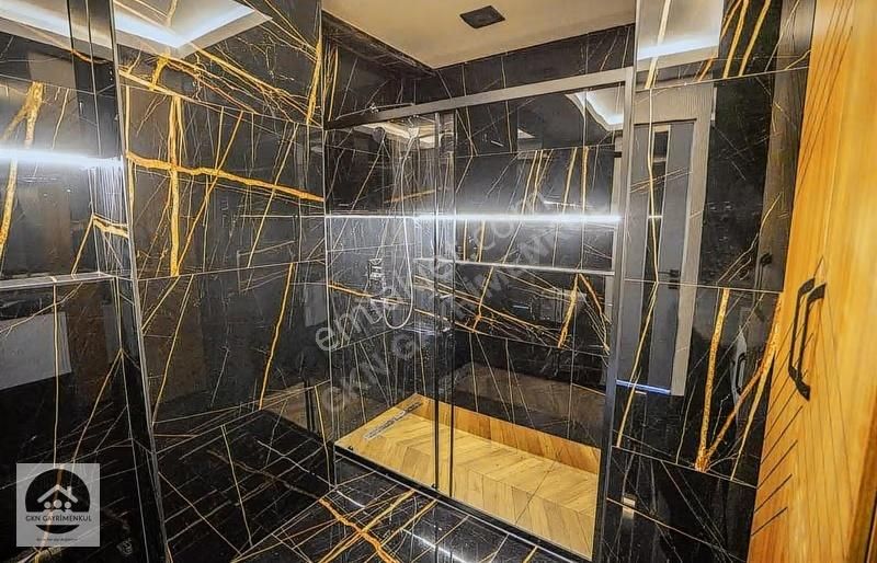 Kartal Kordonboyu'nda Park Cepheli 4+1 Satılık Lux Daire - Görsel 23