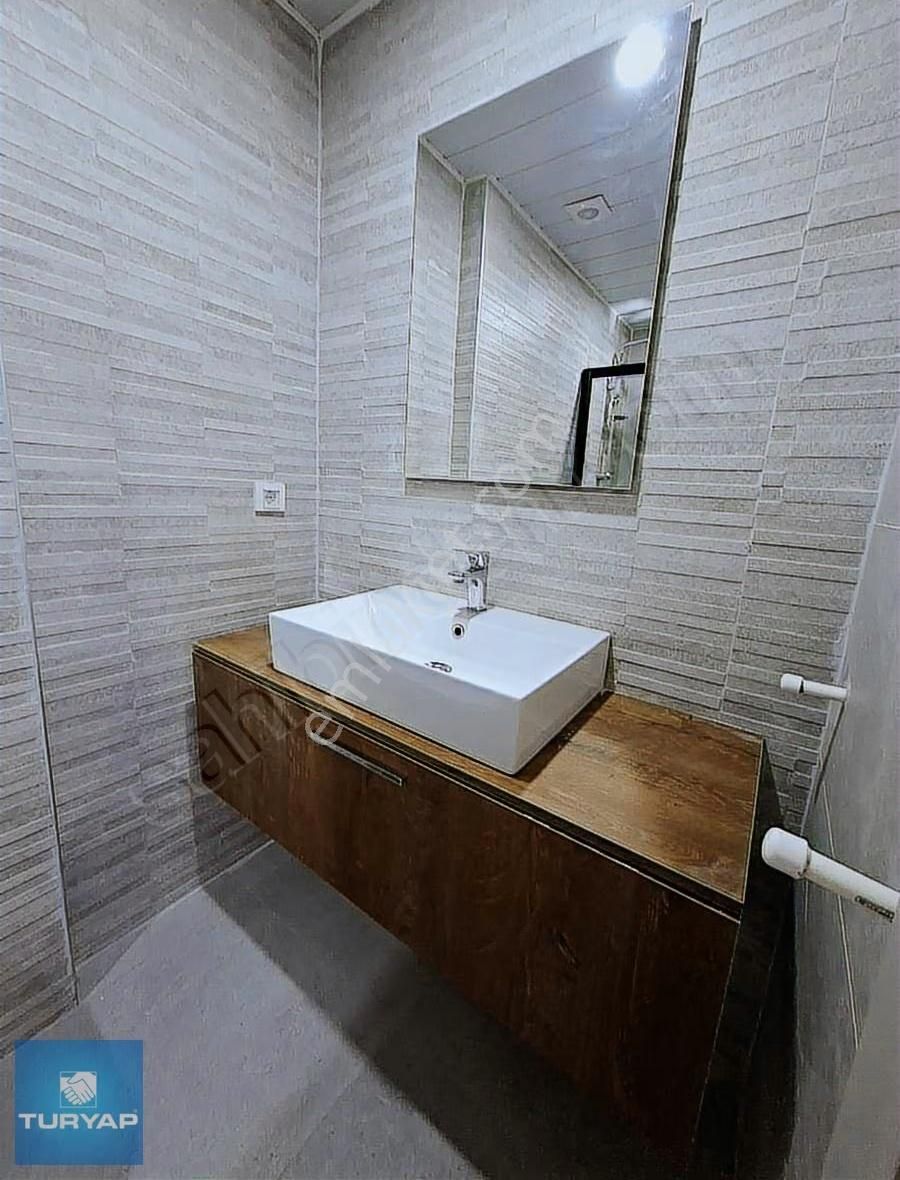Merkezde Havuzlu, Eşyalı 1+1 Kiralık - Görsel 10