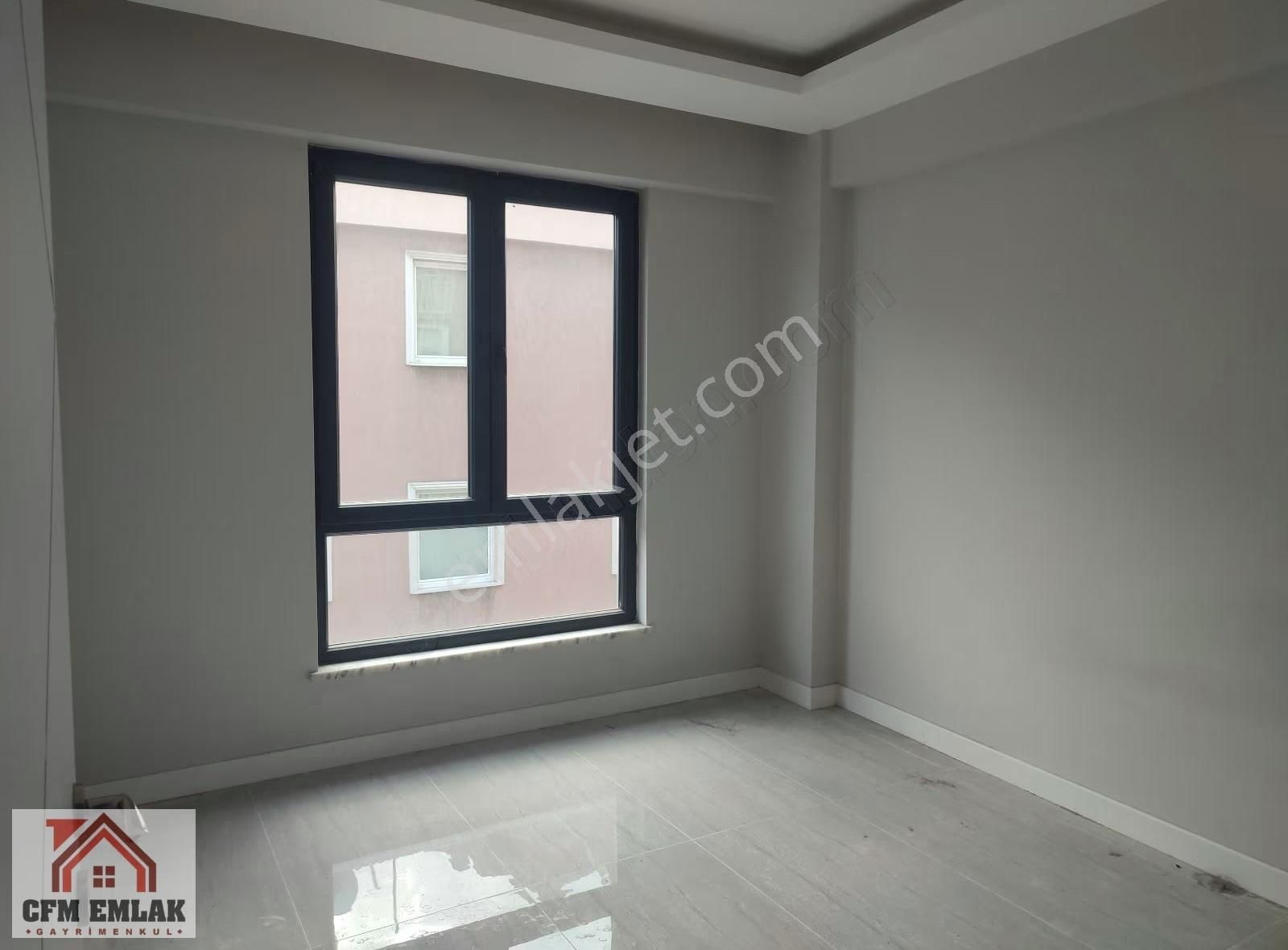Kemalpaşa Mahallesinde 1+1 50m2 Arakat Kiralık Daire - Görsel 2